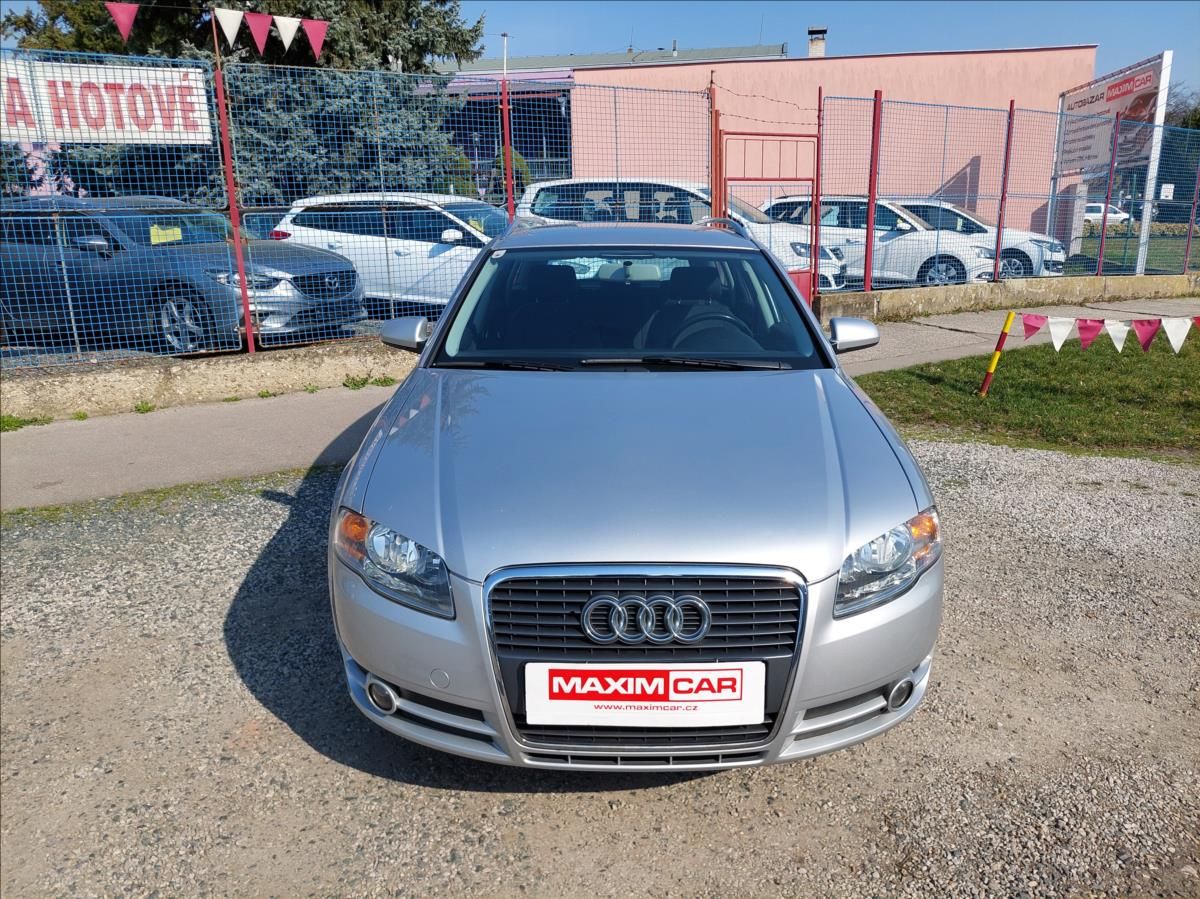 Audi A4 Avant, 1,6 i S4 - fotka 2