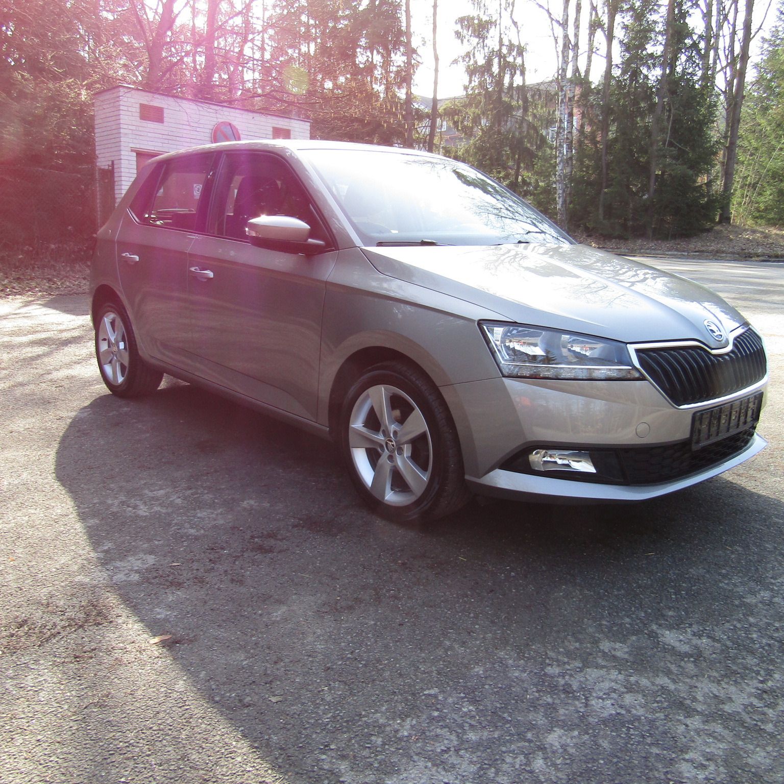 Škoda Fabia, 1,0MPi 55kw, NAJETO 33 086km - fotka 3
