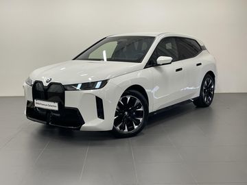 iX xDrive45