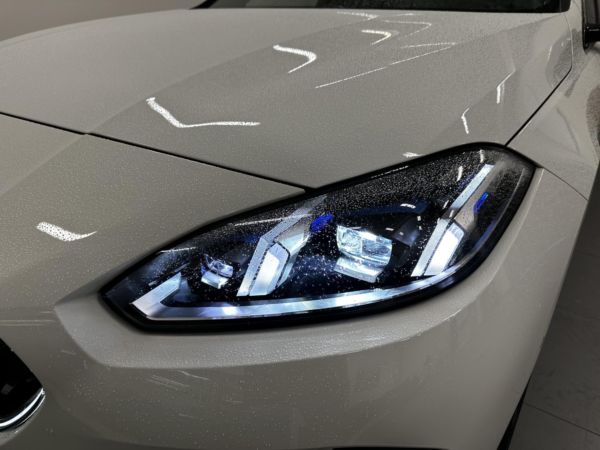 BMW Řada 1, 120d - fotka 4