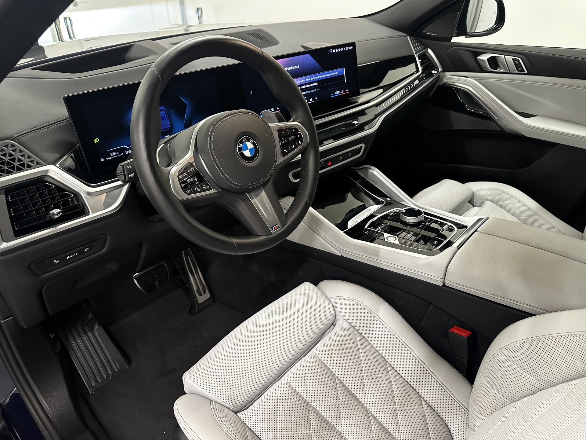 BMW X6, X6 xDrive30d - fotka 3