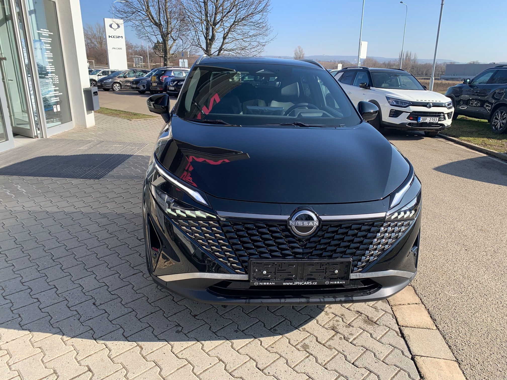 Nissan Qashqai, 1,3 DIG-T MH X-Tronic Tekna - fotka 2