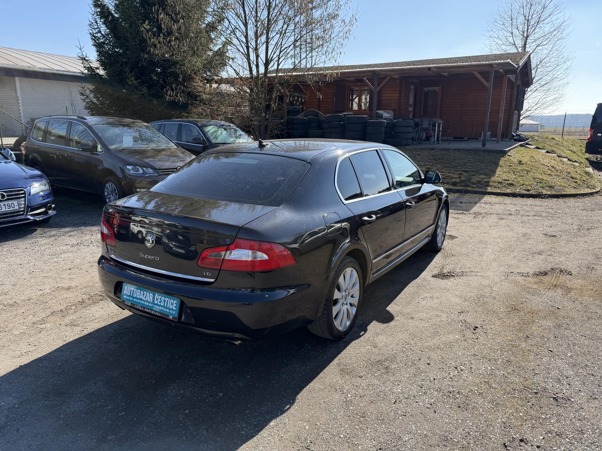 Škoda Superb, 3.6 V6 4x4 DSG - fotka 6