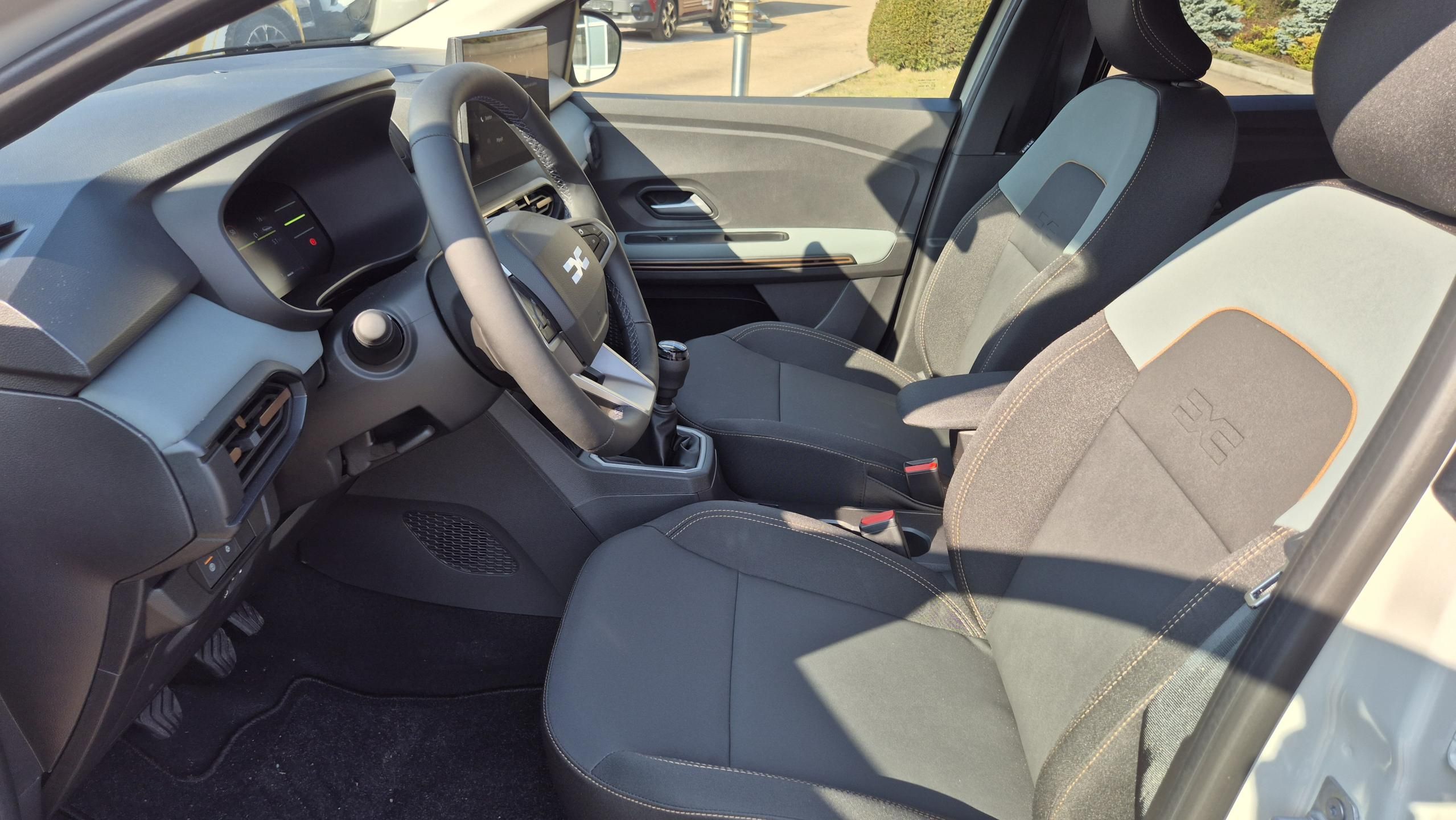 Dacia Jogger, Extreme TCe 110 7 míst - fotka 6