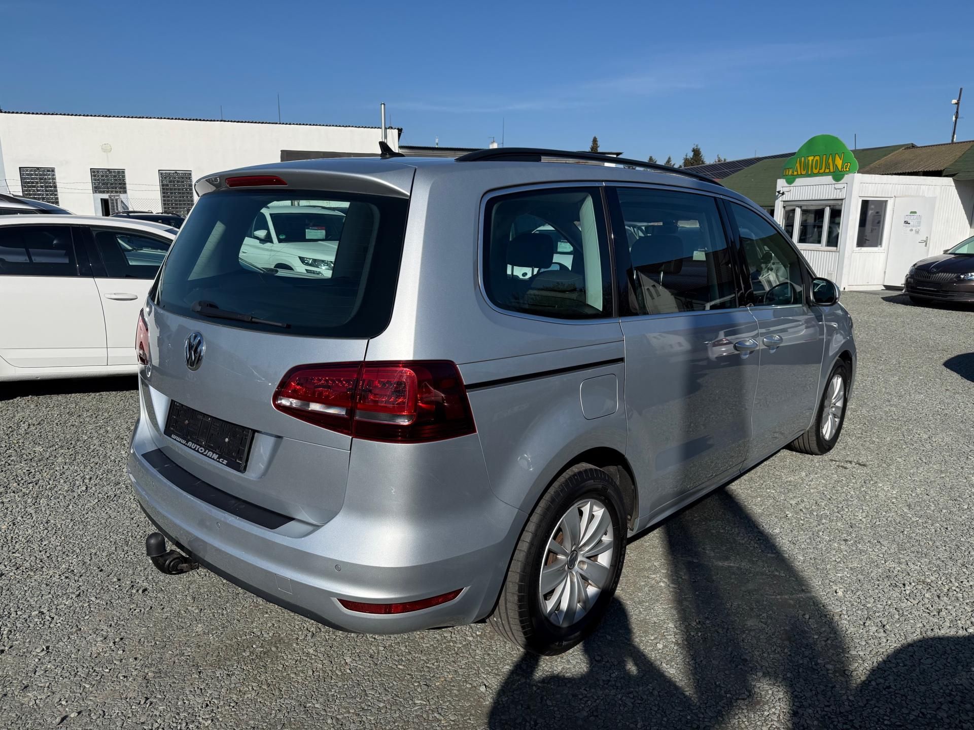 Volkswagen Sharan, 2.0 TDI DSG 135KW COMFORTLINE - fotka 6
