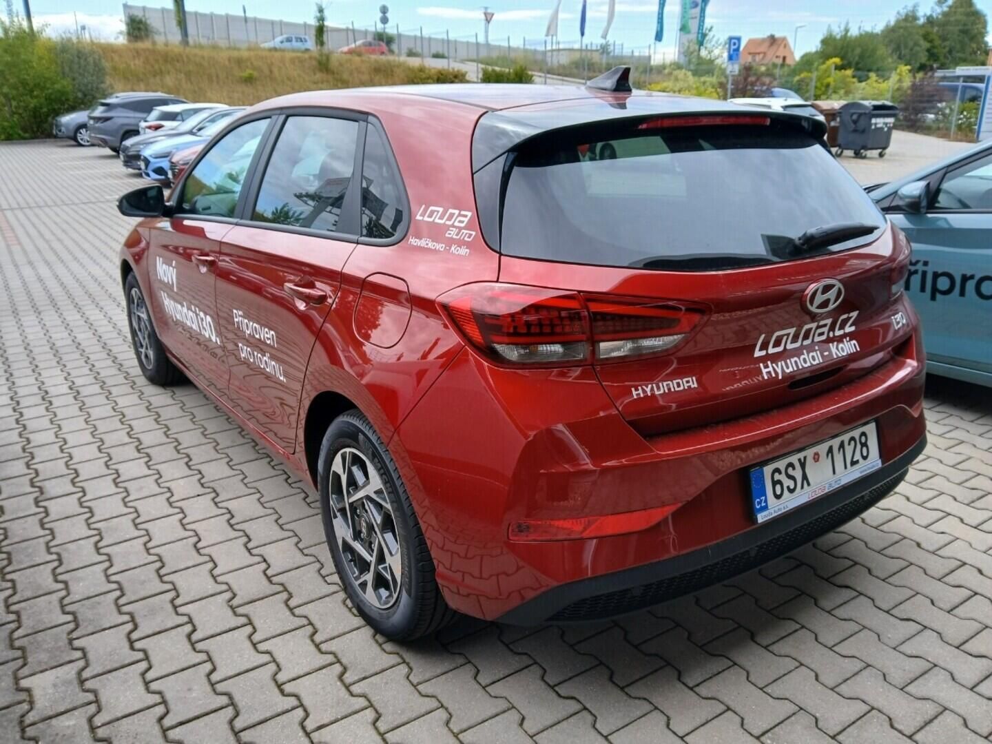 Hyundai i30, HB PD PE GO Czech! 1,5i 71 kW - fotka 6
