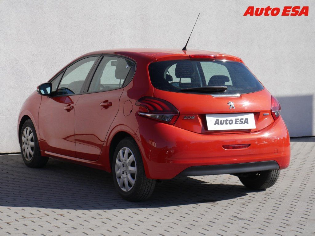 Peugeot 208, 1.2PT,ČR,AC,výhřev sed - fotka 6