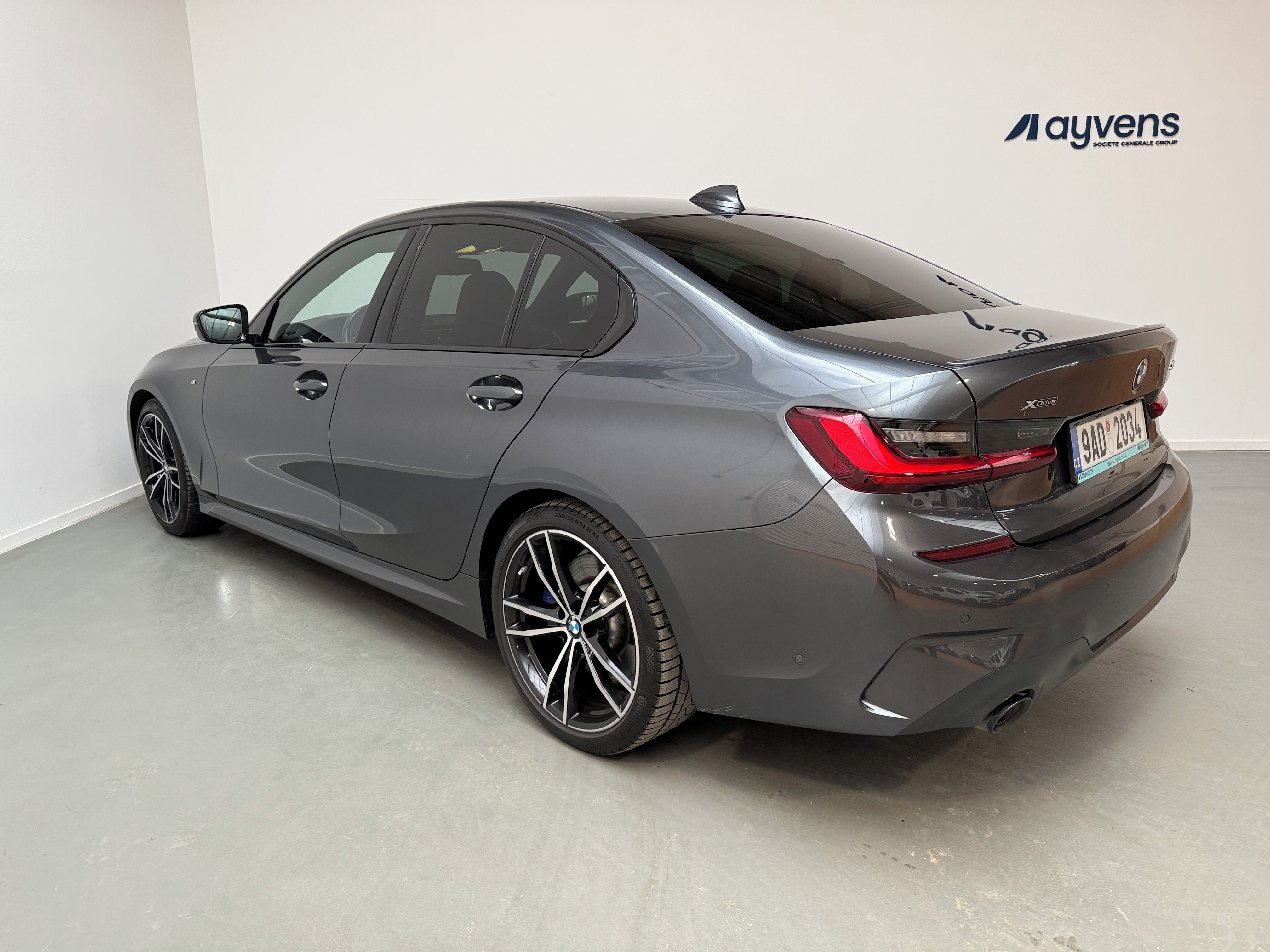 BMW Řada 3, 3.0 330d xDrive AT - fotka 3