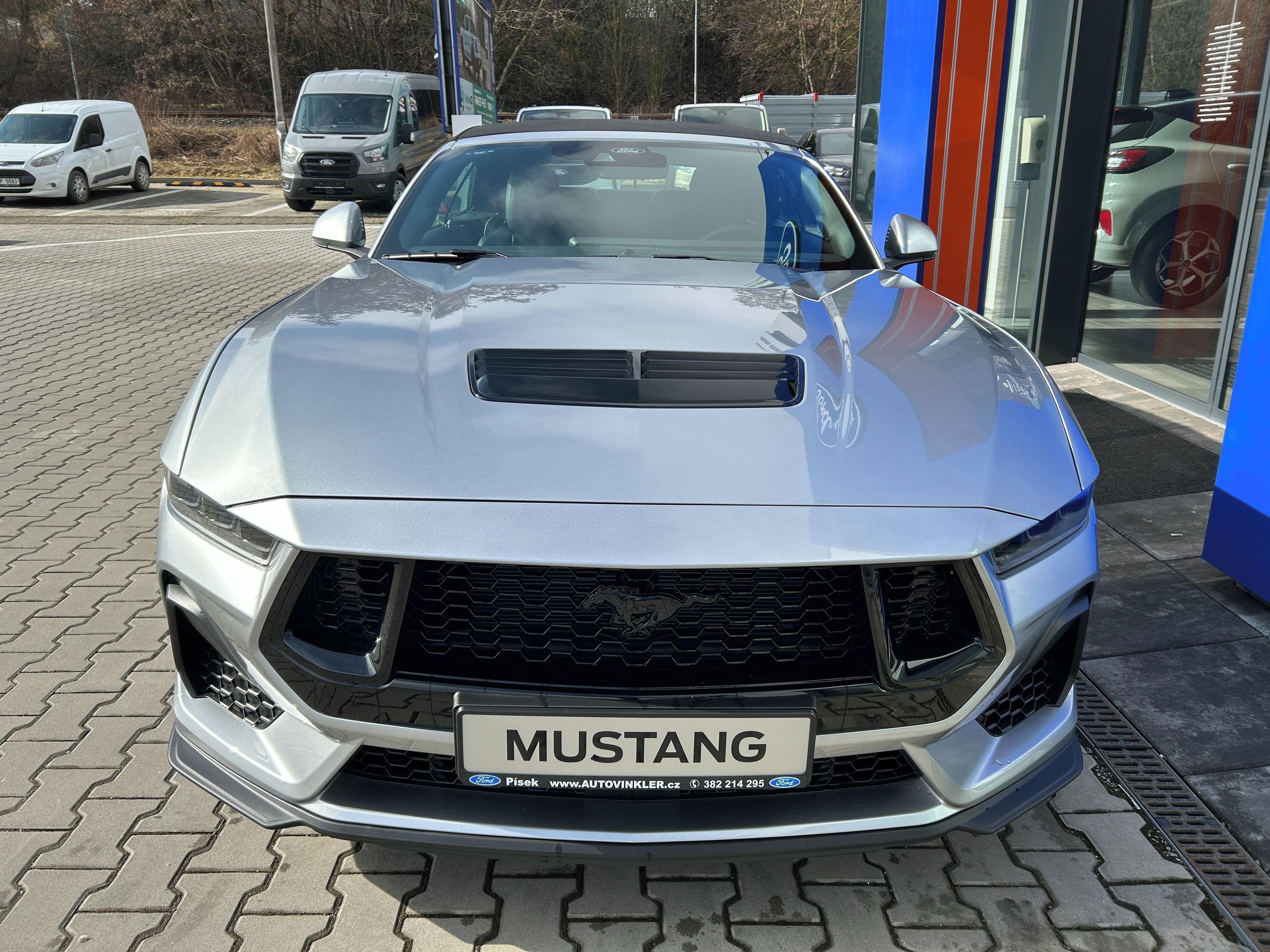 Ford Mustang, 5.0 GT 328 kW V8 CALIFORNIA - fotka 3