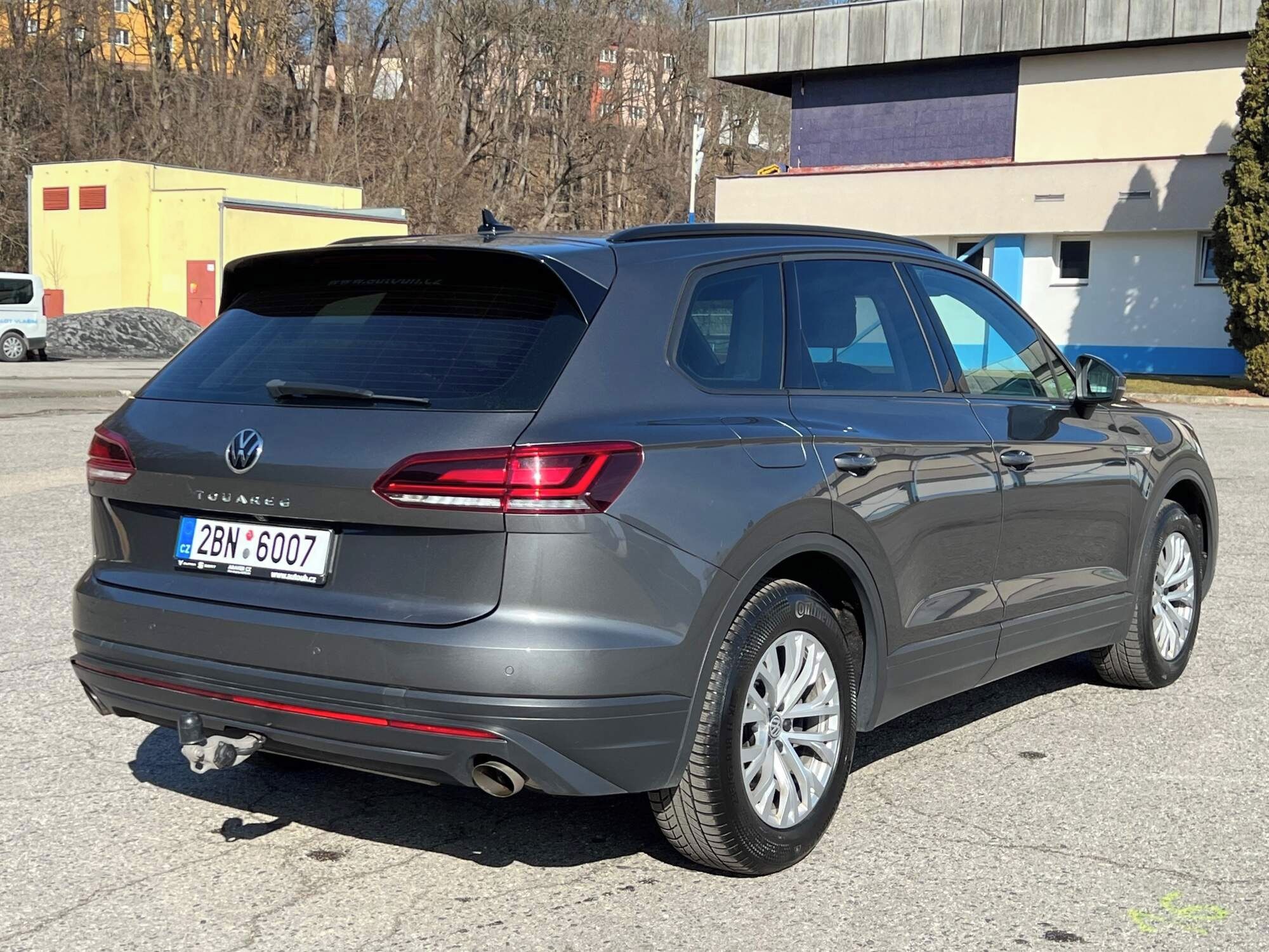 Volkswagen Touareg, 3.0 TDI 170 kW 4x4 tažné DPH - fotka 4