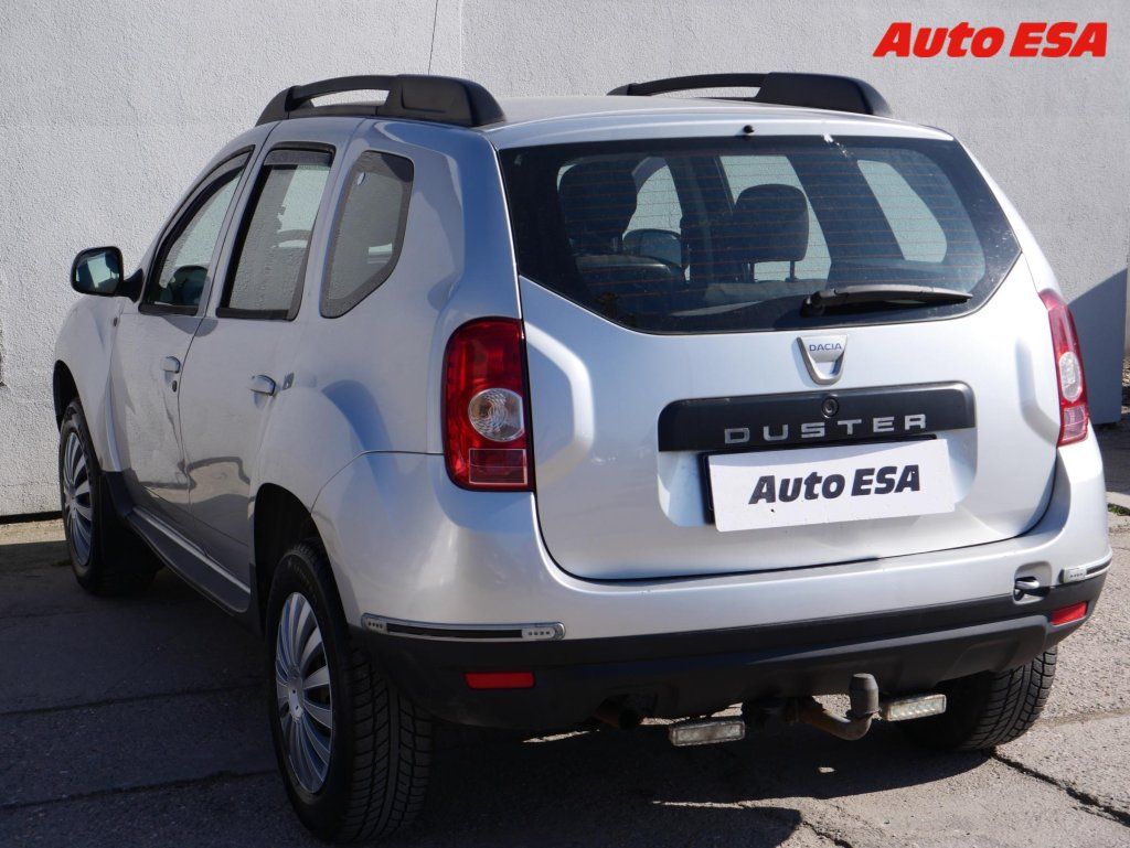 Dacia Duster, 1.6i,1.maj,AC,tažné - fotka 4