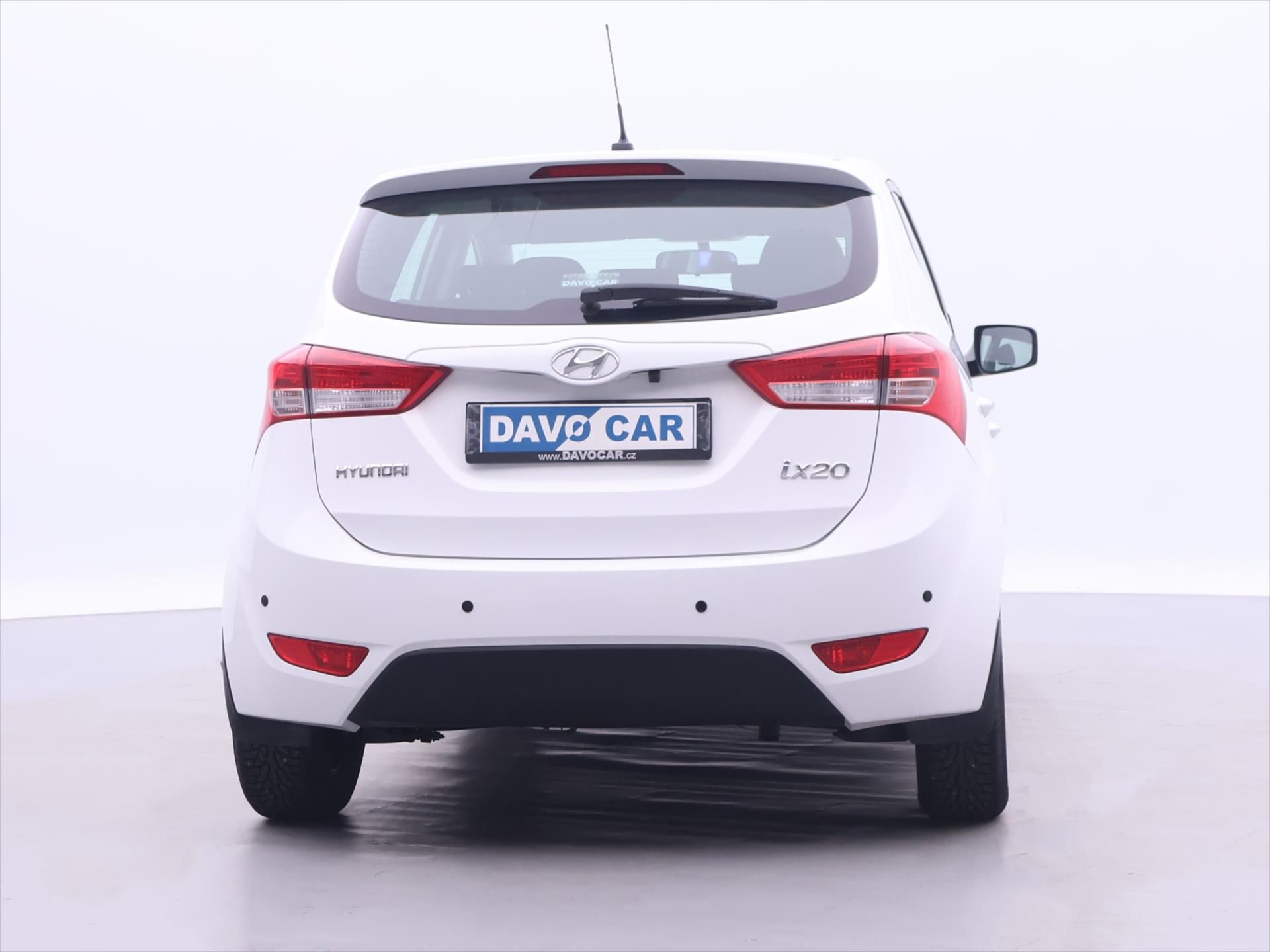 Hyundai ix20, 1,6 CVVT 81kW Czech Klima - fotka 6
