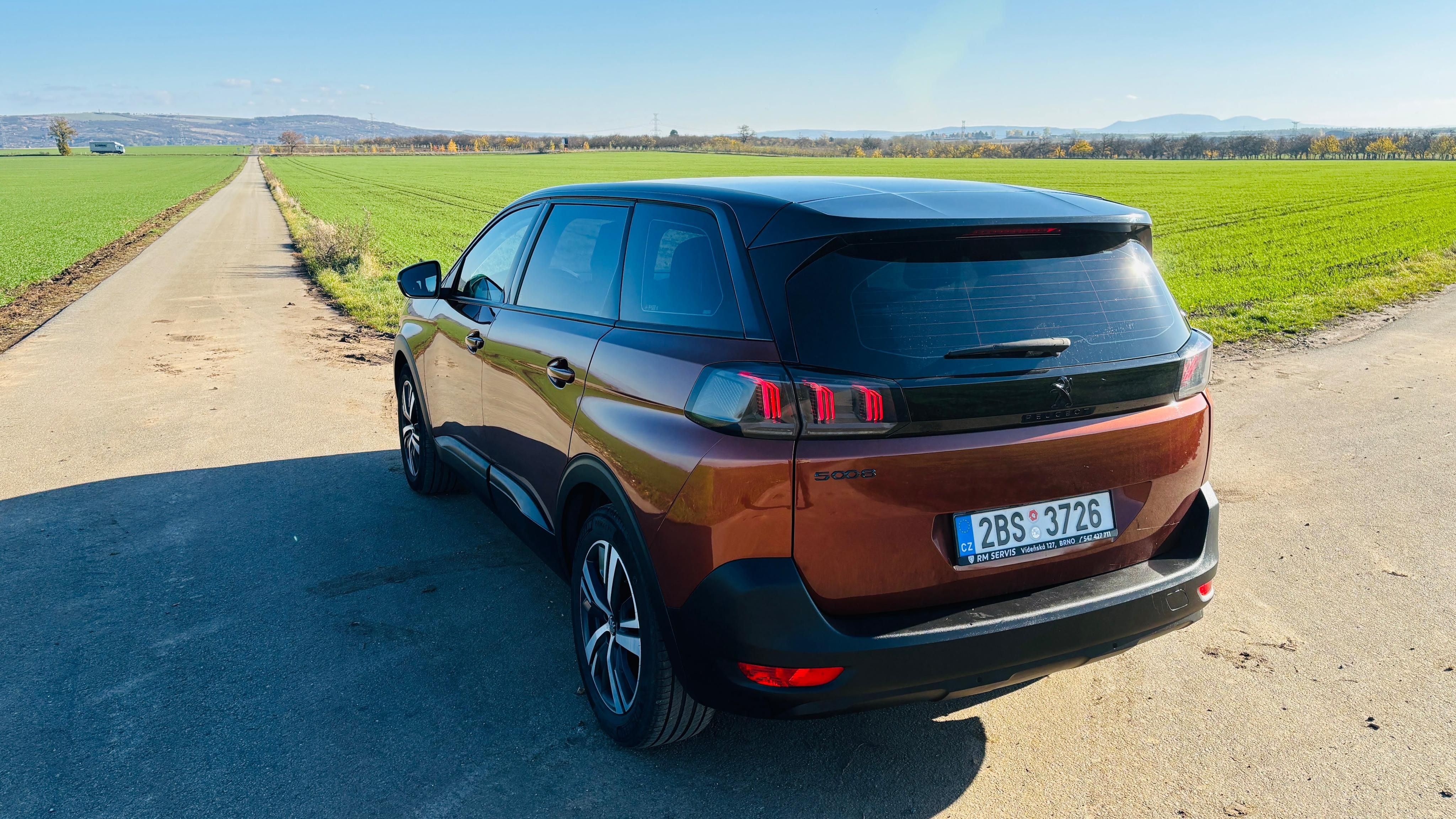 Peugeot 5008, tovární záruka+Webasto+servis - fotka 3