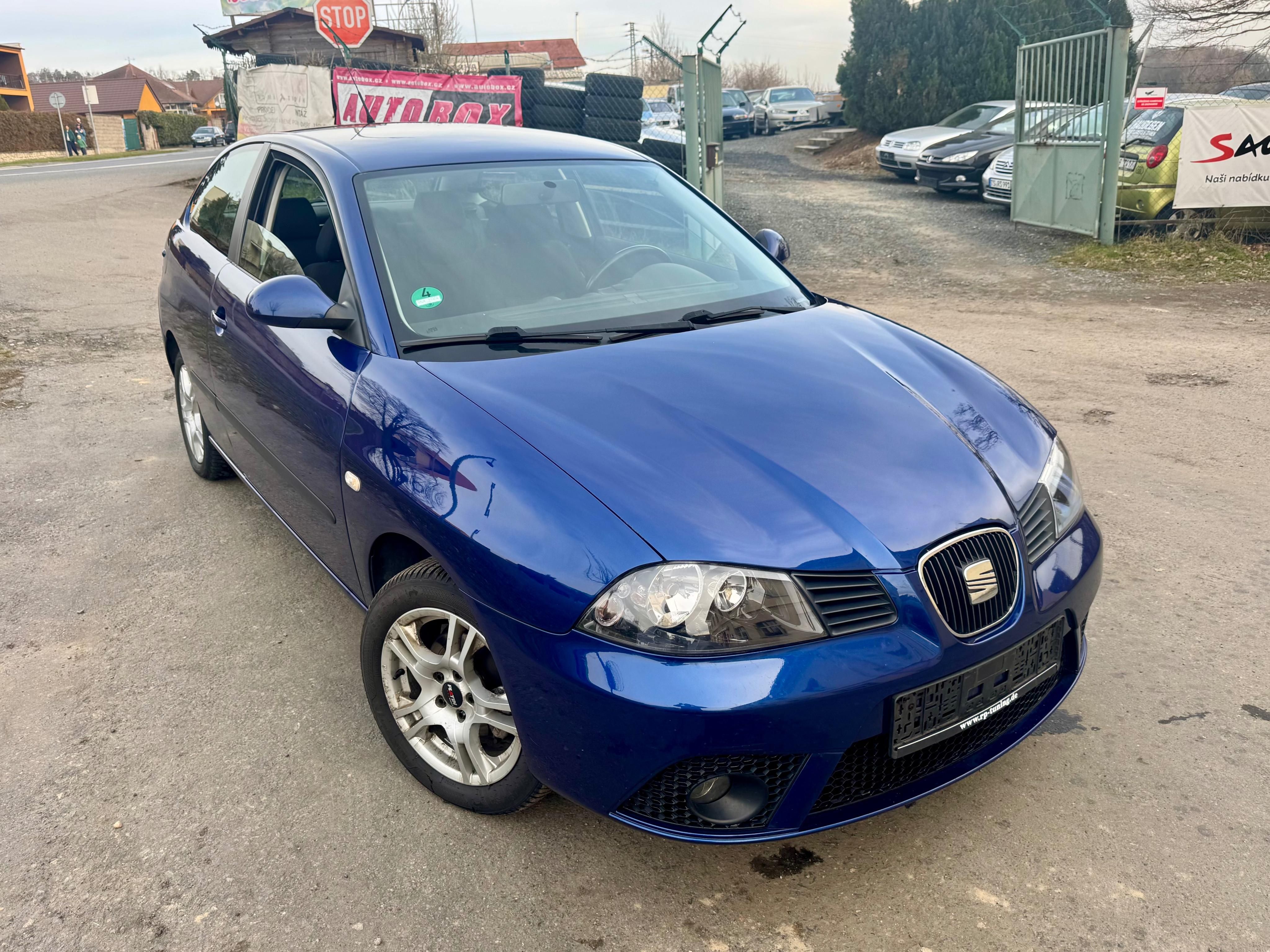 Seat Ibiza, 1.4 16v 55kW Klima - fotka 2