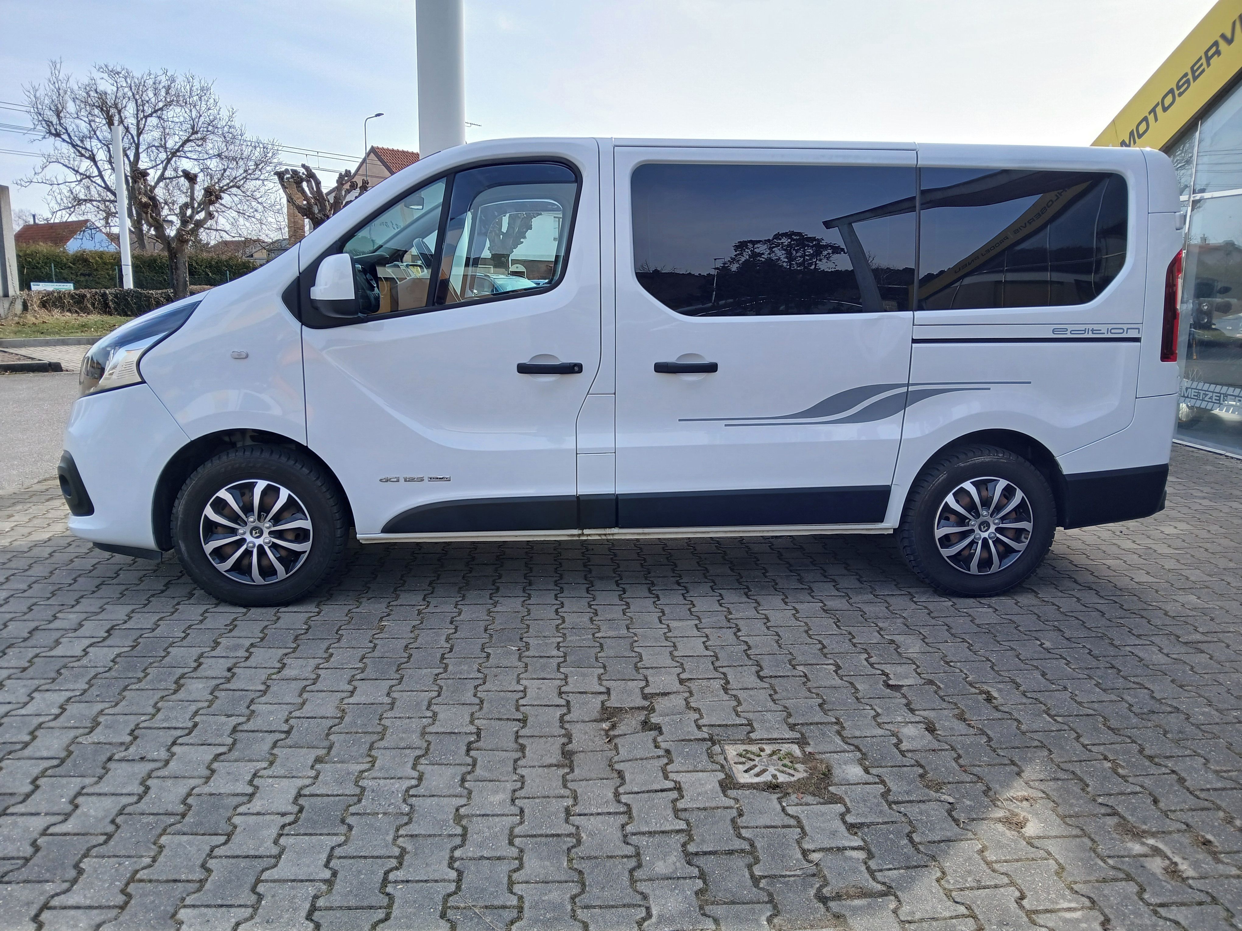 Renault Trafic, 1.6dci, 92kW, - fotka 2