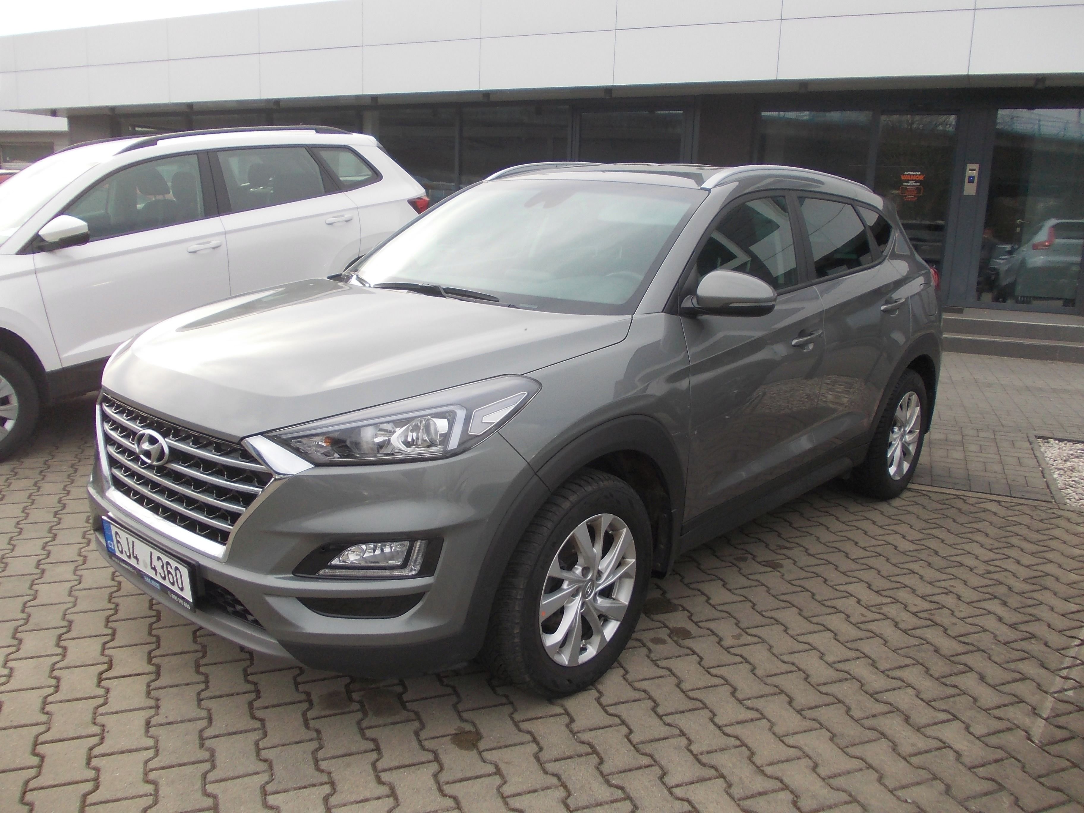 Hyundai Tucson, 2.0CDRI 136KW AUTOMAT ČR - fotka 2