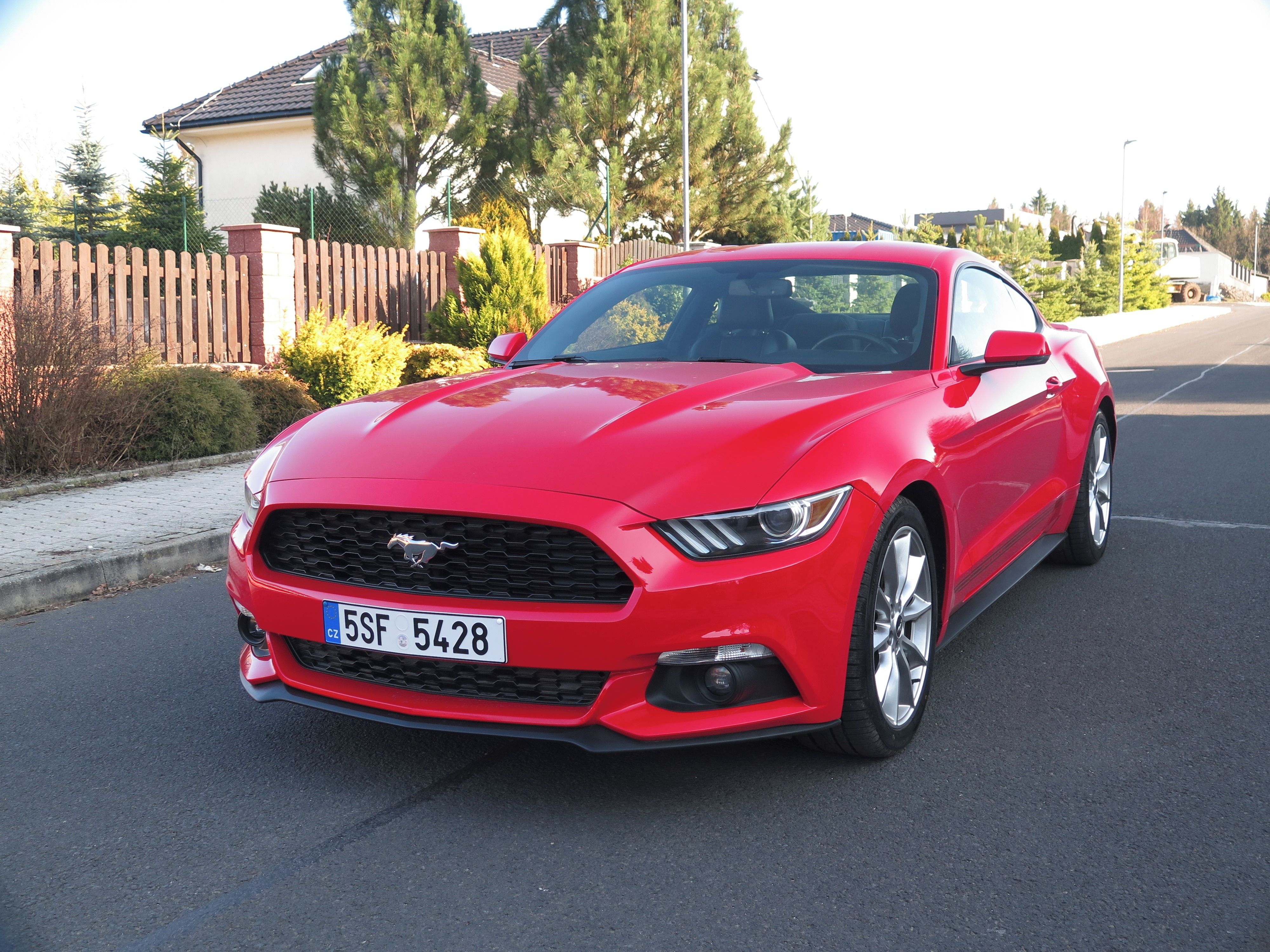 Ford Mustang, 2.3 ecoboost - odpočet DPH - fotka 3