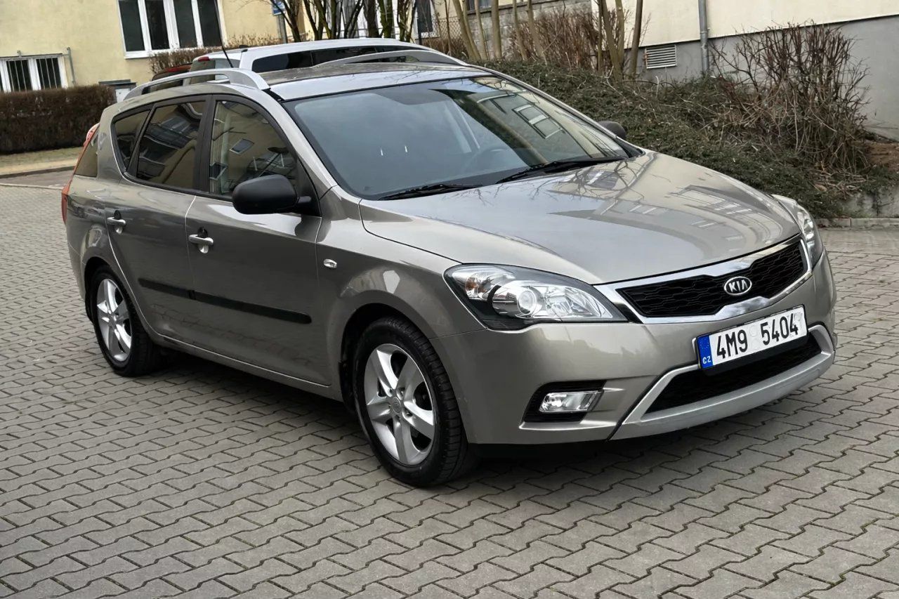 Kia Cee´d, 1.4 77kW LPG Combi Původ ČR - fotka 2
