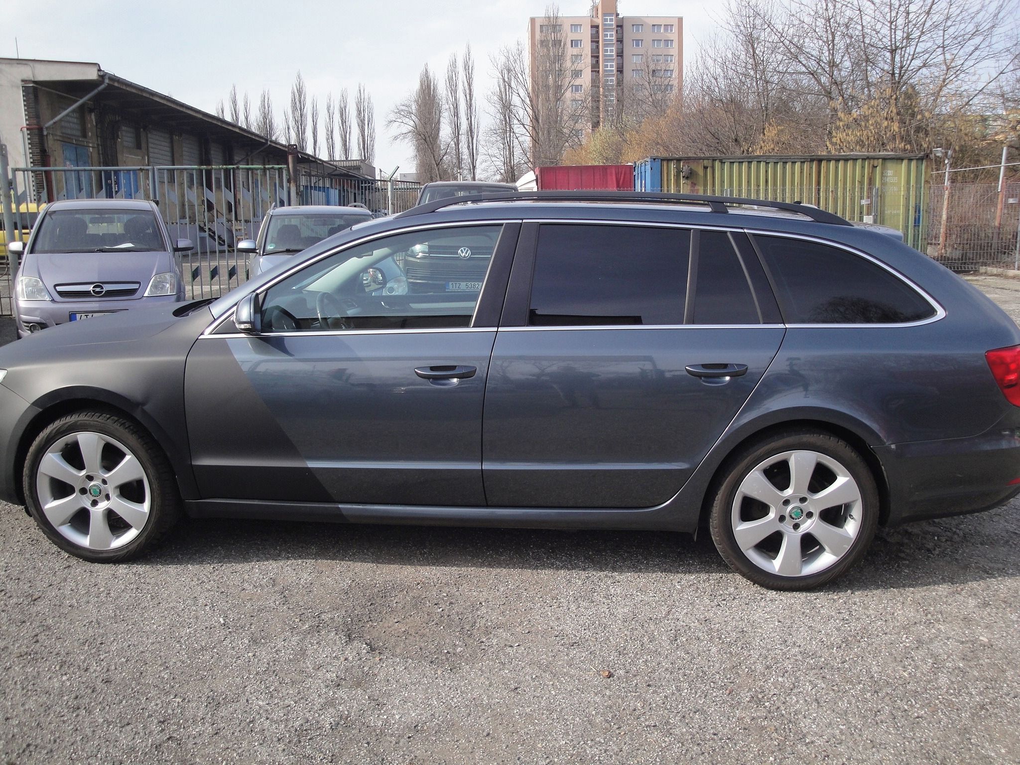 Škoda Superb, 1.6 TDI 77k Dig klima Panorama - fotka 6