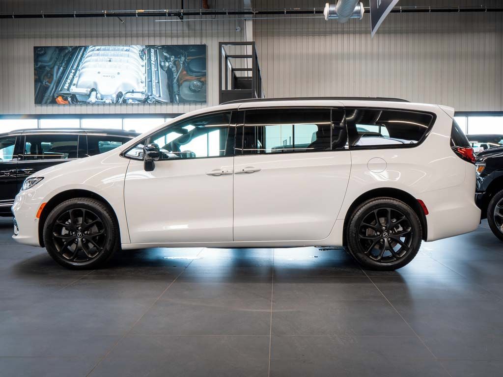 Chrysler Pacifica, 3.6 Select AWD, 360 Cam 2x LCD - fotka 2