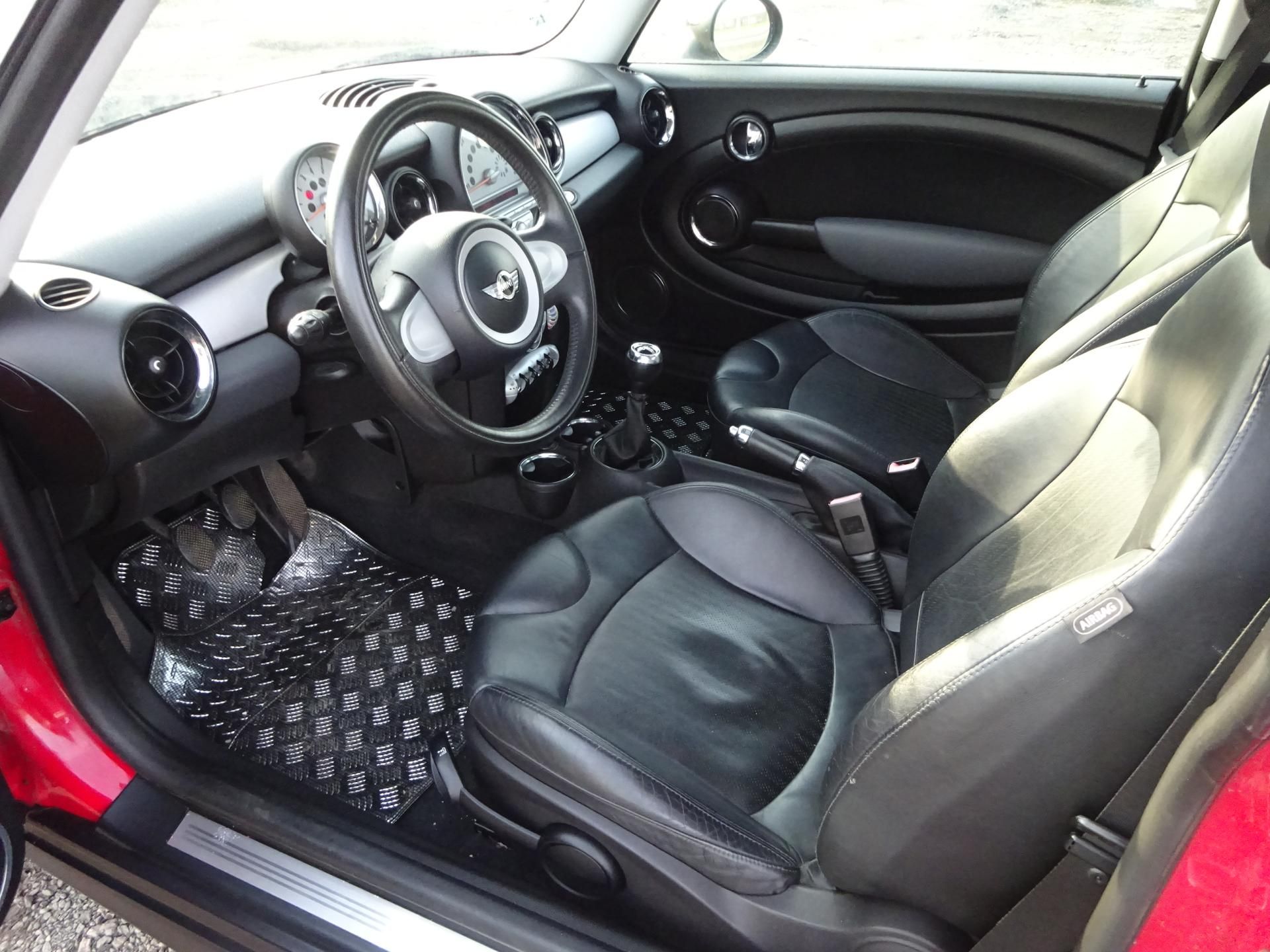 Mini One, 1.4 70kW KŮŽE PANORAMA SERVIS - fotka 4