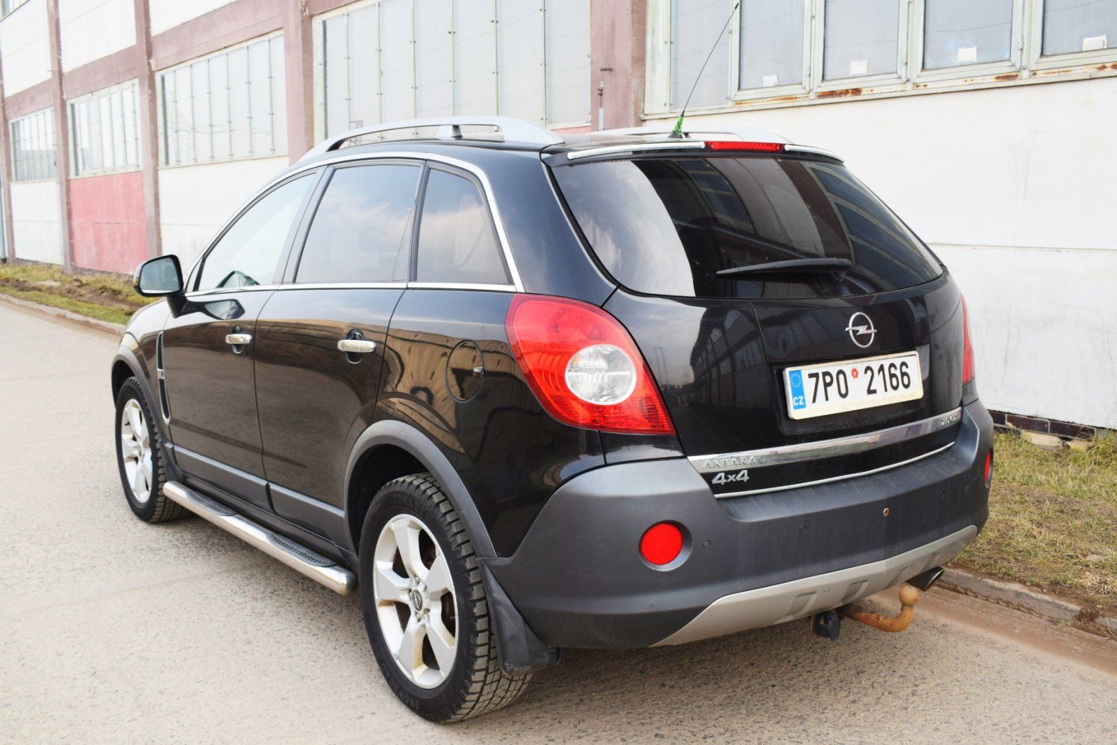 Opel Antara, 2.0CDTi 4X4/TAŽNÉ/KŮŽE/MANUÁL/ - fotka 4