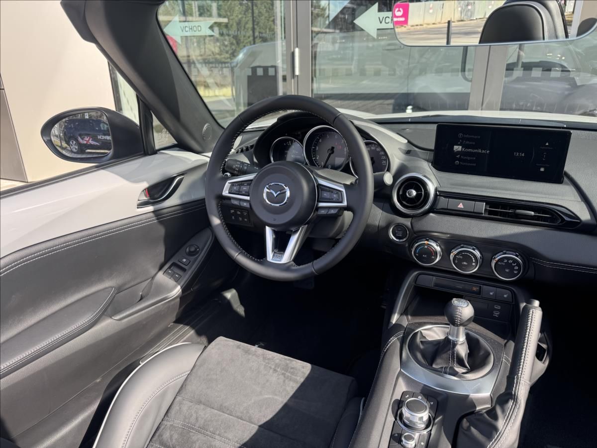 Mazda MX-5, 1,5 132ps 6MT RWD Homura - fotka 5