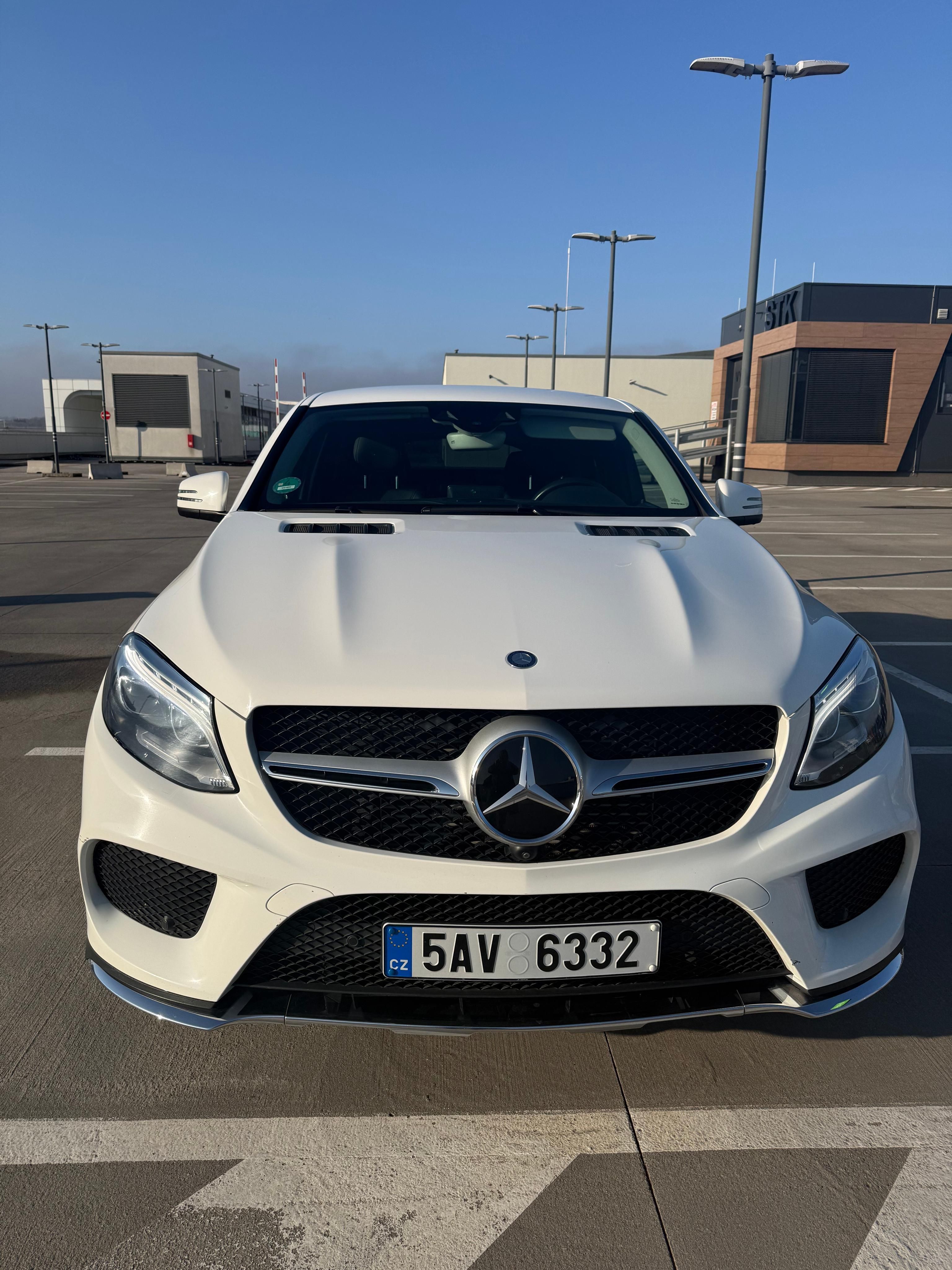 Mercedes-Benz GLE, 350 D 4 MATIC Coupe DPH - fotka 3