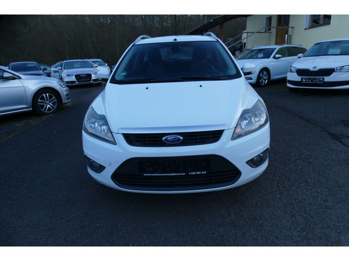 Ford Focus, 1,6 74KW KLIMA - fotka 3