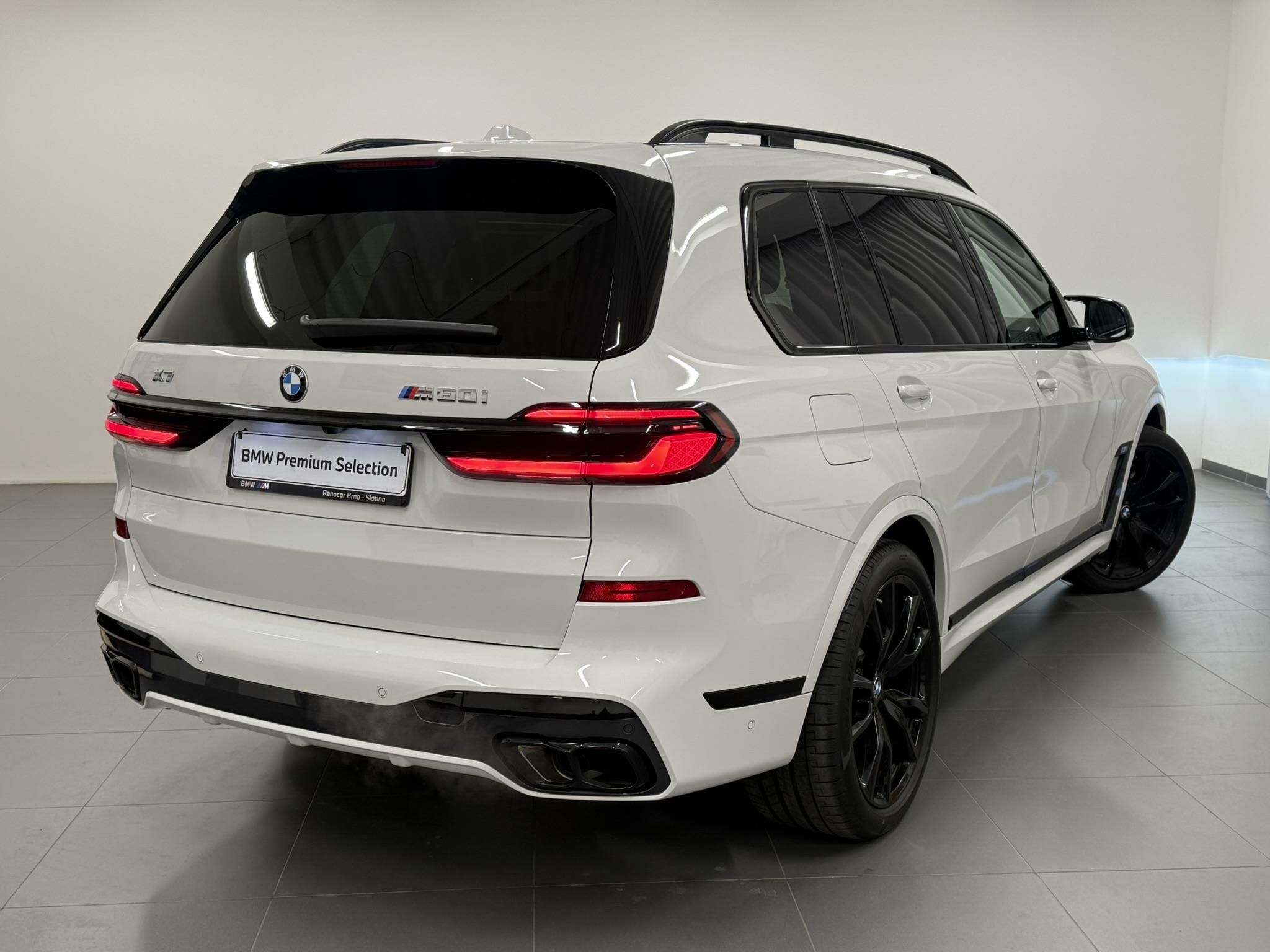 BMW X7, X7 M60i xDrive - fotka 2