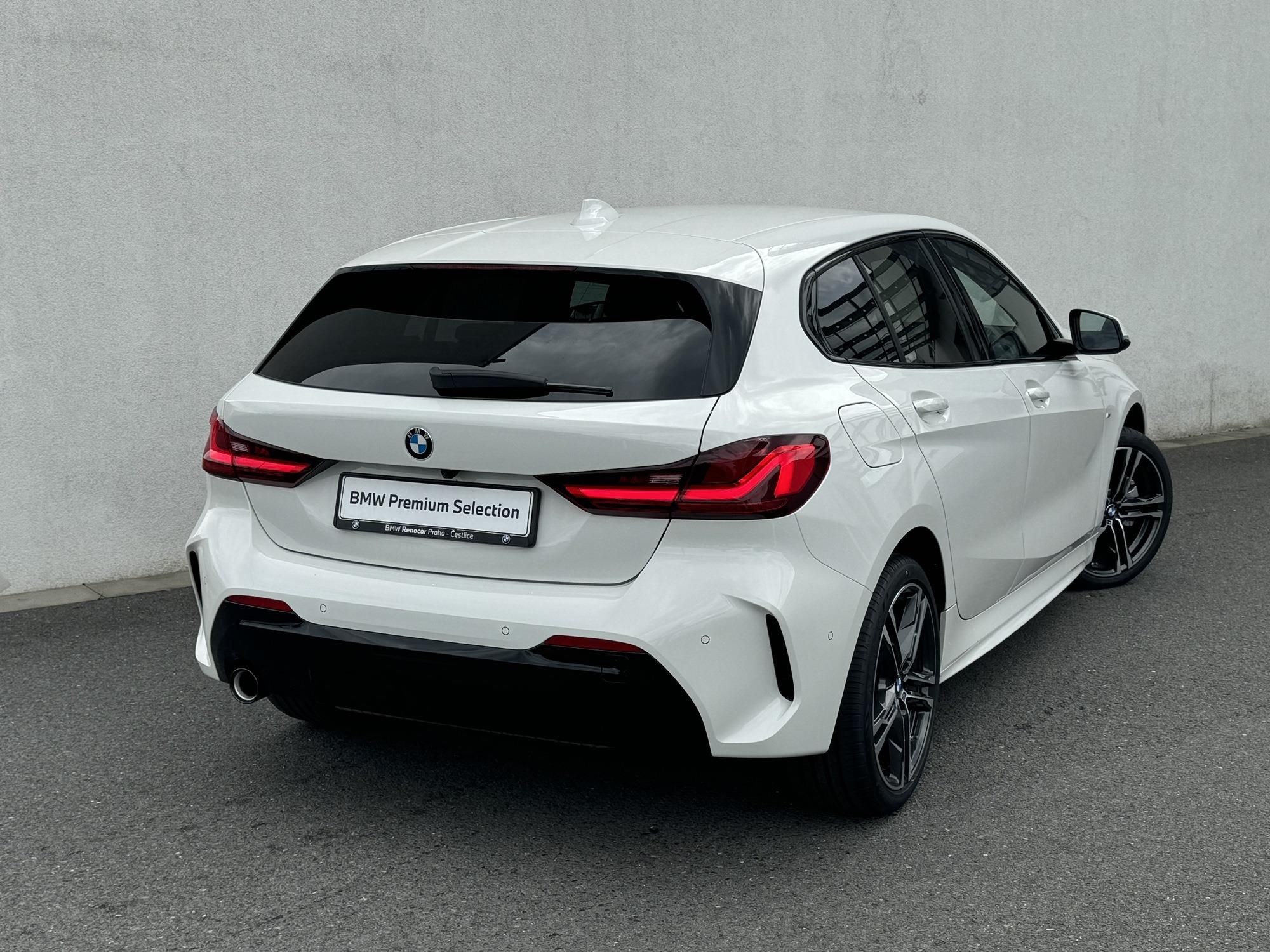 BMW Řada 1, 118i Hatchback - fotka 3