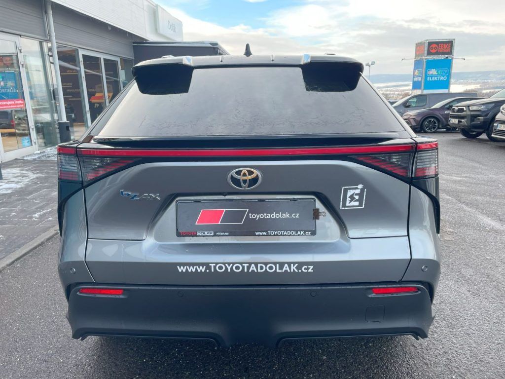 Toyota bZ4X, Executive JBL - fotka 6