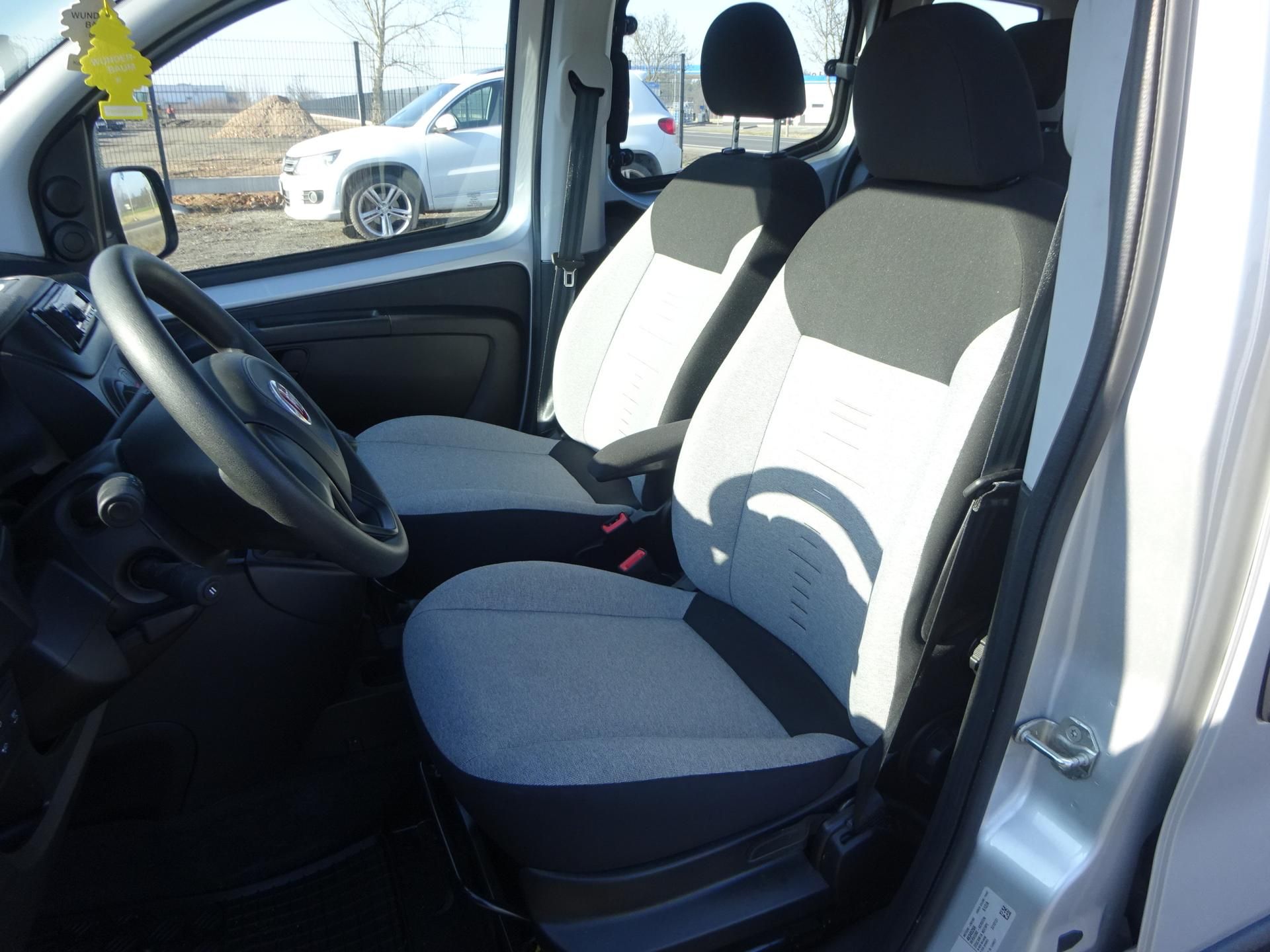 Fiat Fiorino, 1.3JTD 70kW ČR 1. MAJITEL DPH - fotka 6