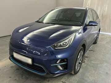 MY22 Spirit 64kWh,zár,100% SoH