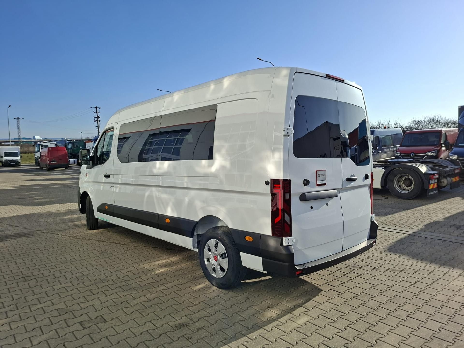 Renault Master, COMBI L3H2 150k RED 9 MÍST - fotka 3