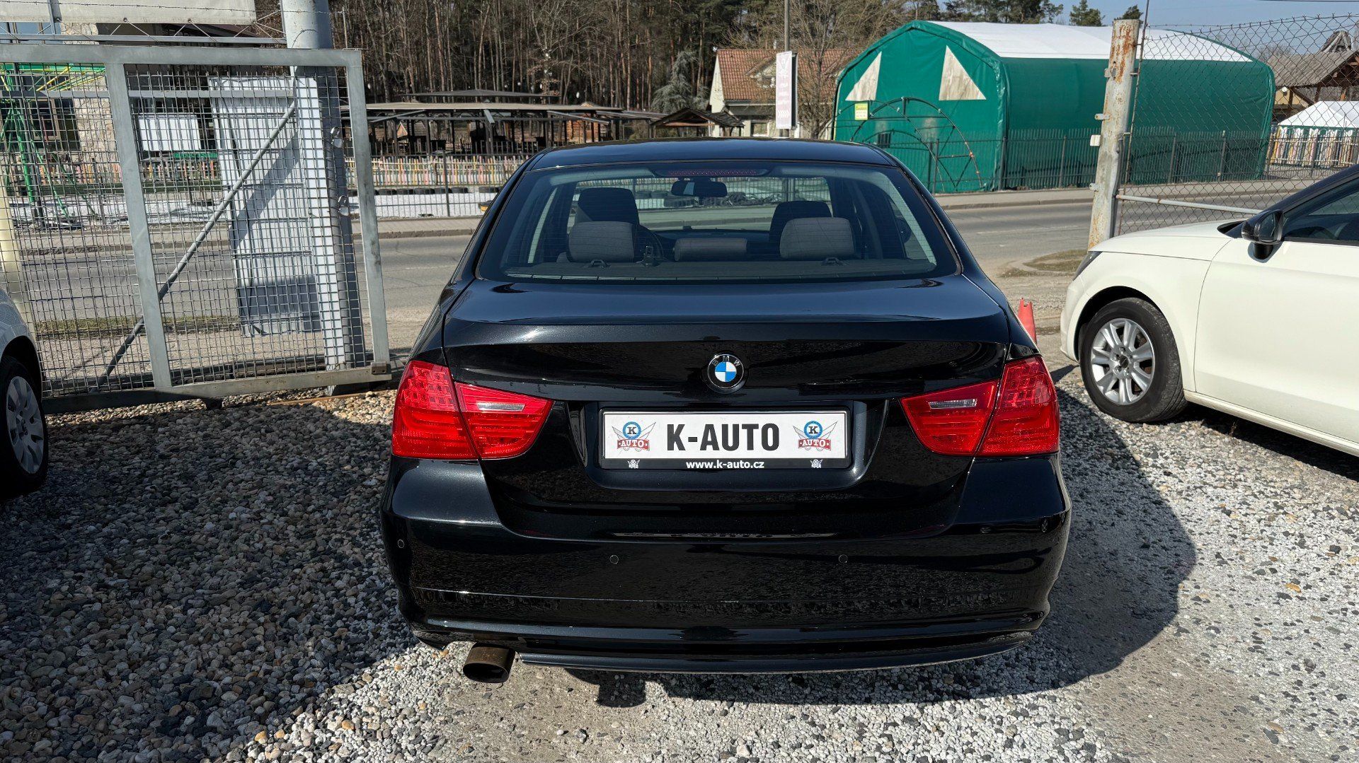 BMW Řada 3, 318i 105kW *Alu*Keyless*Klima* - fotka 5