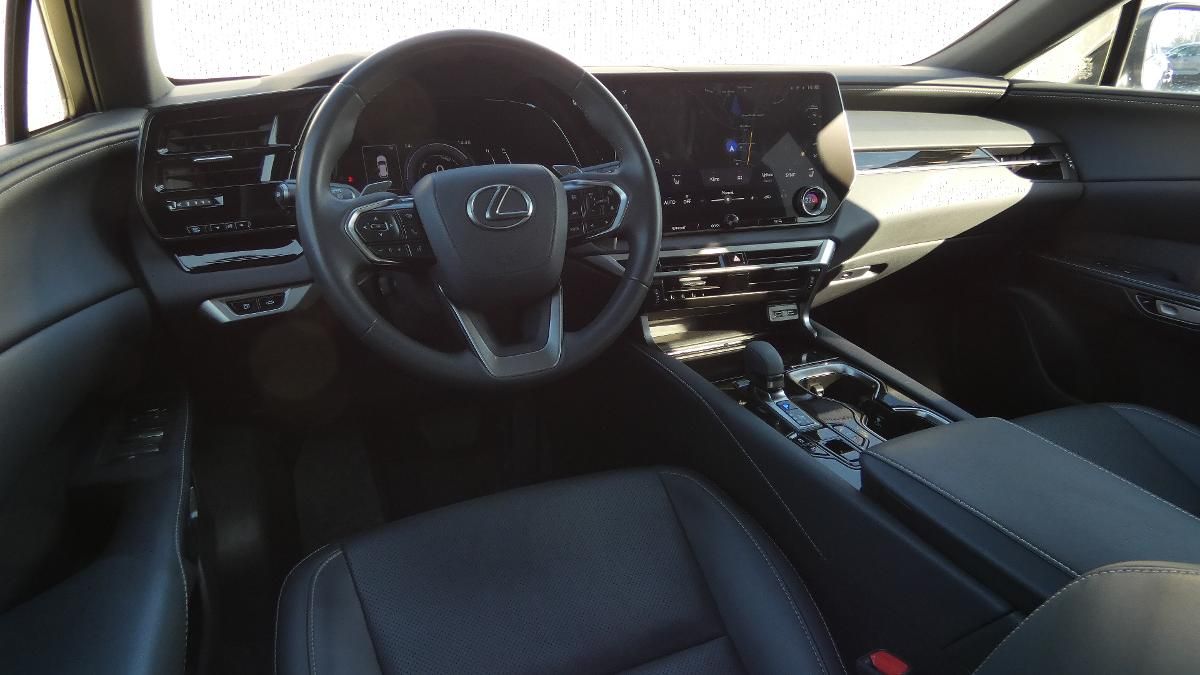 Lexus RX 350h, 2.5 HEV 4x4 E-Four e-CVT Comfo - fotka 5