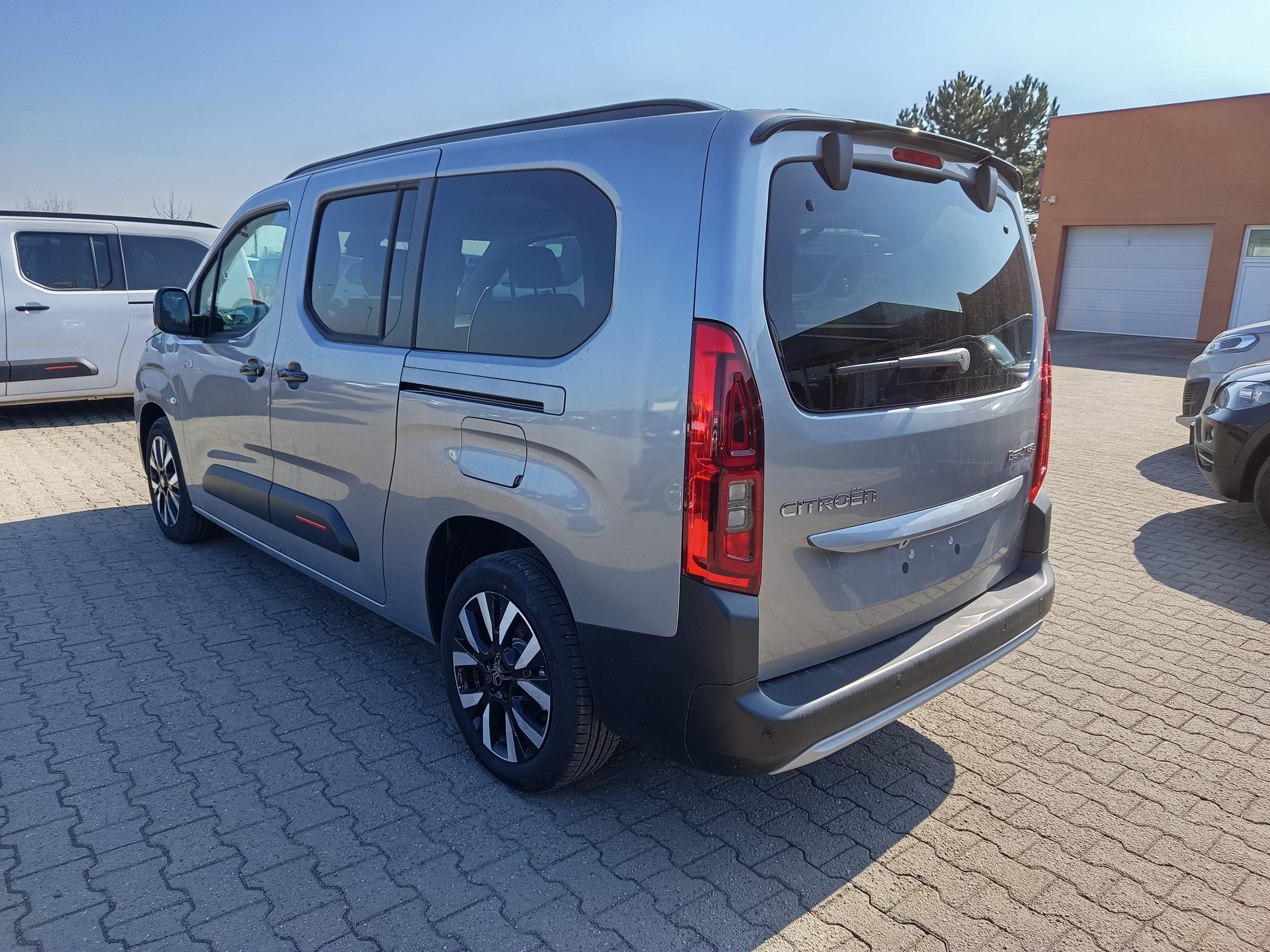 Citroën Berlingo, XL MAX 1.5 Hdi 130k Automat - fotka 3