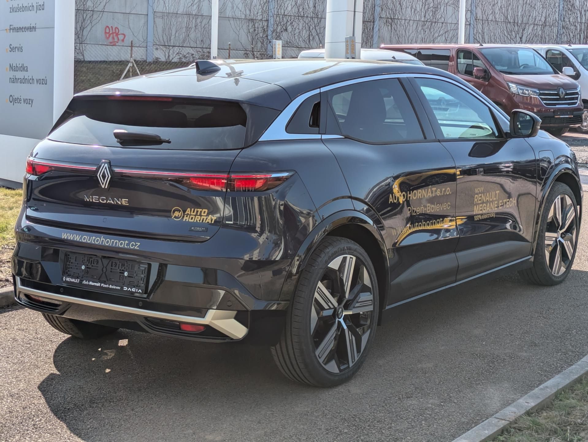 Renault Mégane, E-Tech elektrický ICONIC - fotka 5