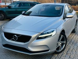 Volvo V40, 2.0i MANUÁL KAMERA SERVISKA