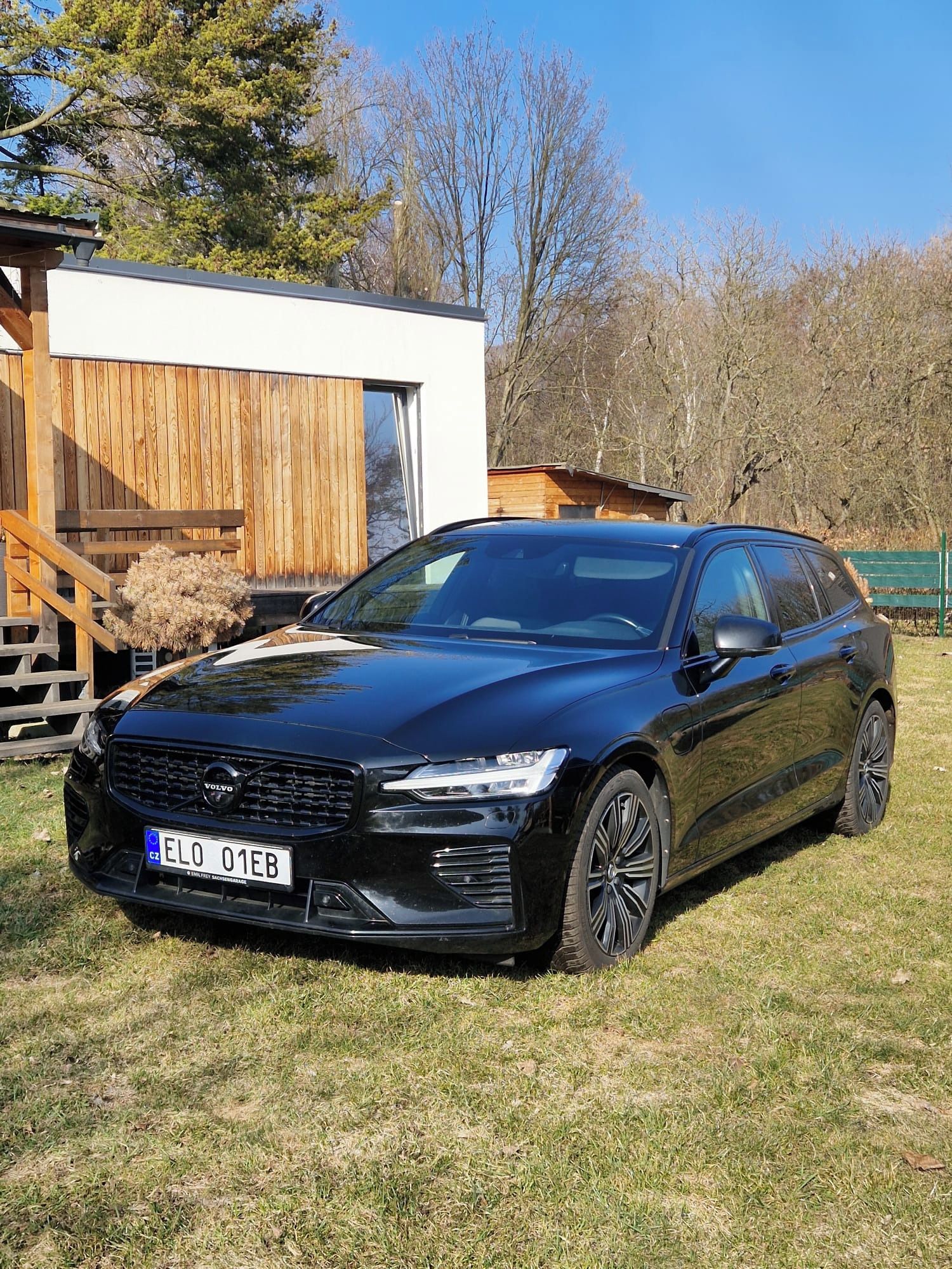 Volvo V60, V60 T8 288kW R-Design