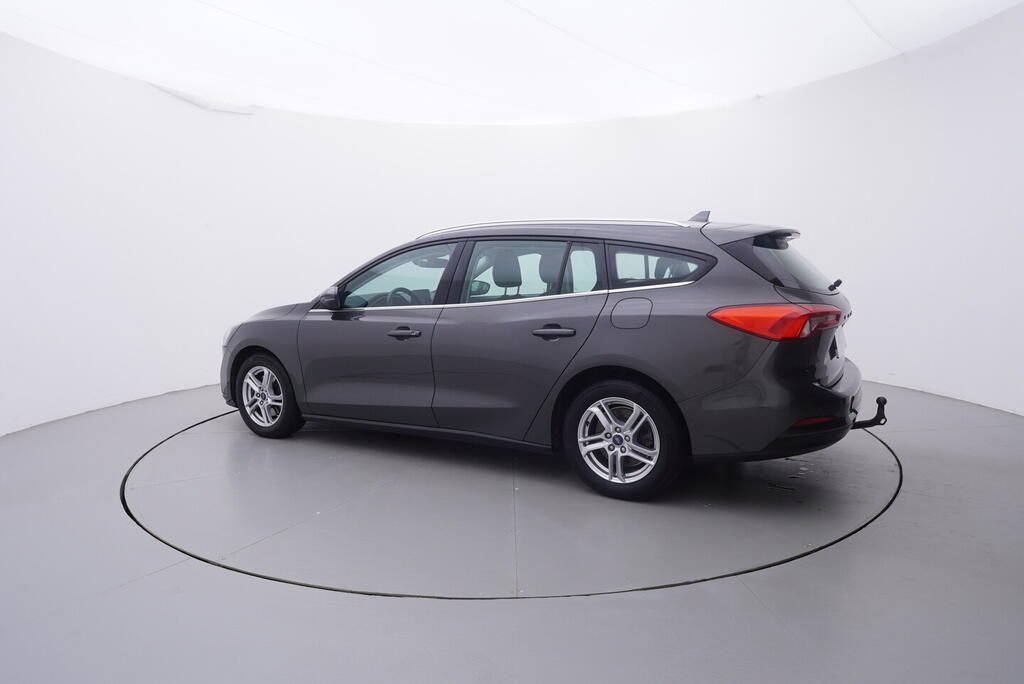 Ford Focus, Connected 1.5 88 kW - fotka 3