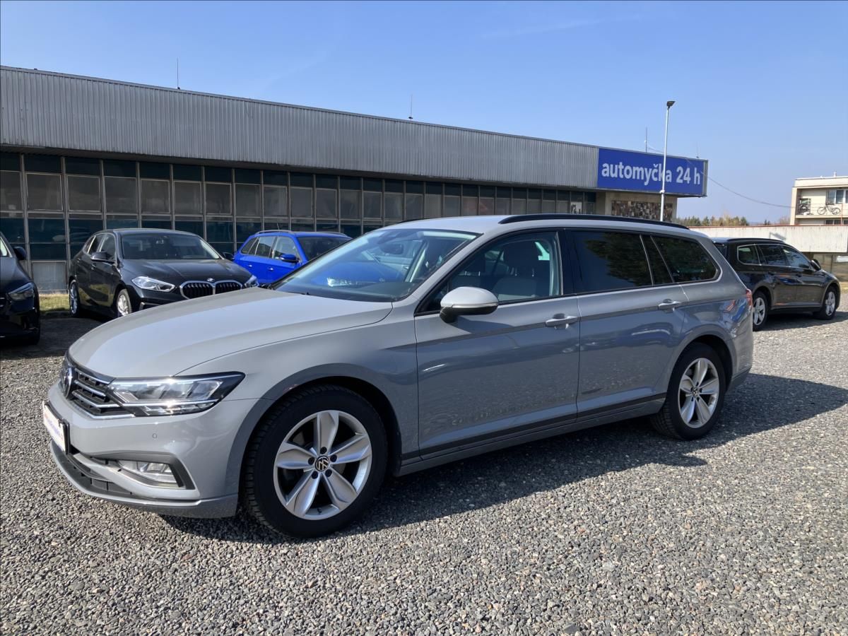 Volkswagen Passat, 2,0 TAŽNÉ, KEYLESS, EL.KUFR - fotka 2