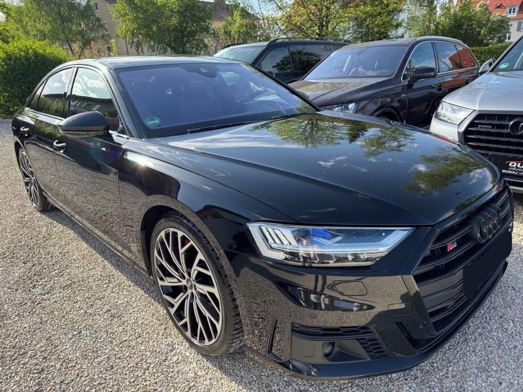 Audi S8, 4.0 TFSI quattro *Kůže*360* - fotka 3