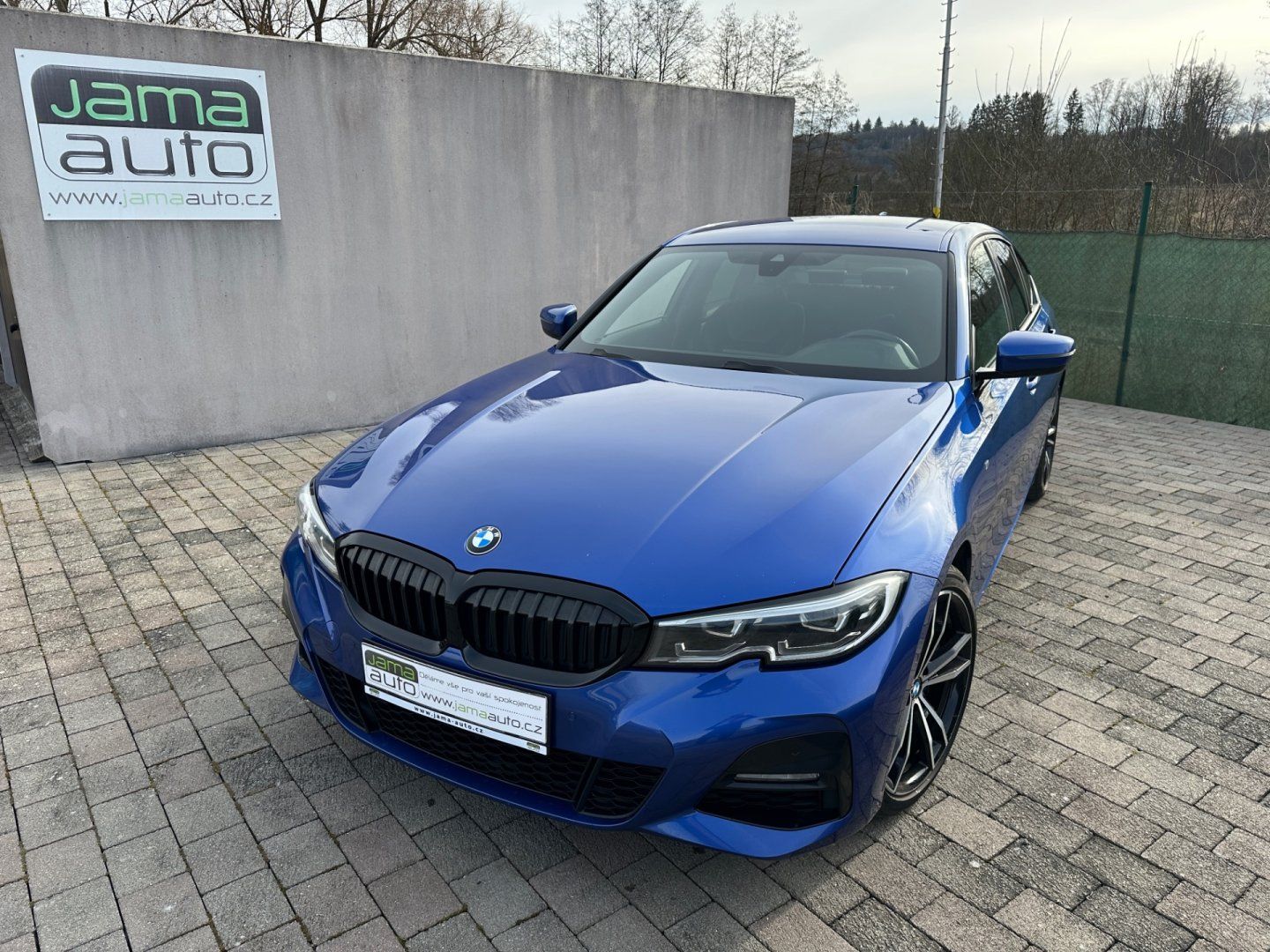 BMW Řada 3, 320D 140kW  X-Drive M-Packet