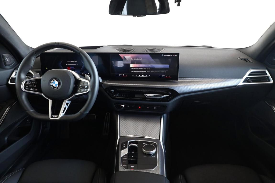 BMW Řada 3, 330d xDrive Sedan - fotka 5