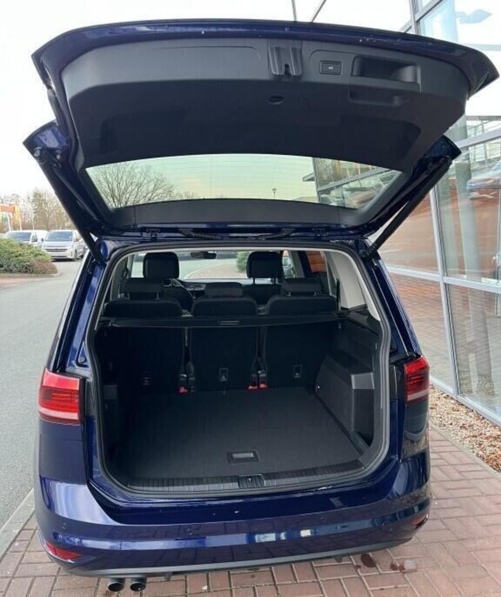 Volkswagen Touran, People EVO 2,0 TDI 110 kW - fotka 6
