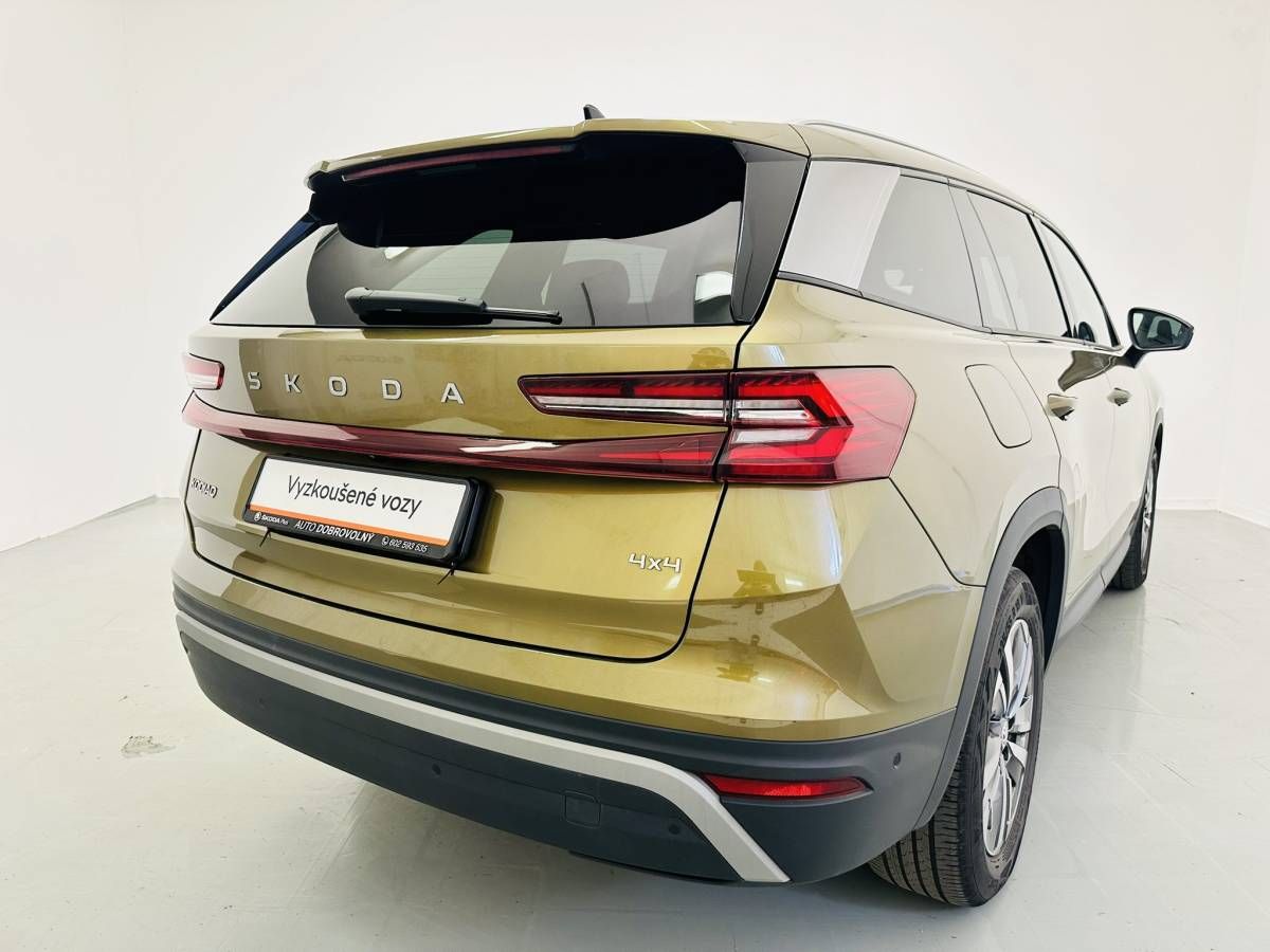 Škoda Kodiaq, Exclusive Selection 2,0TDI 142 - fotka 2