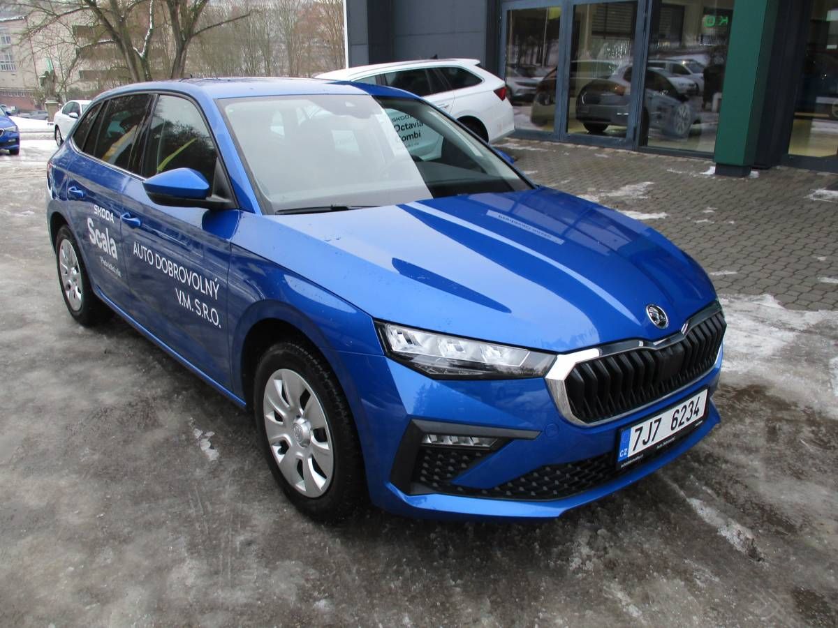 Škoda Scala, Top Selection 1,5TSI 110kW DSG - fotka 3