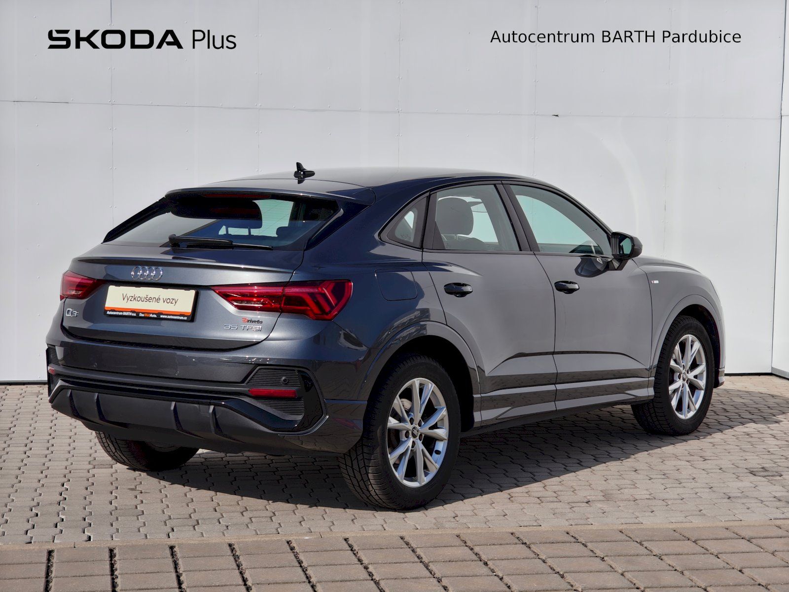 Audi Q3, SB / Sline 35 / 1,5 TFSI / 110 - fotka 2